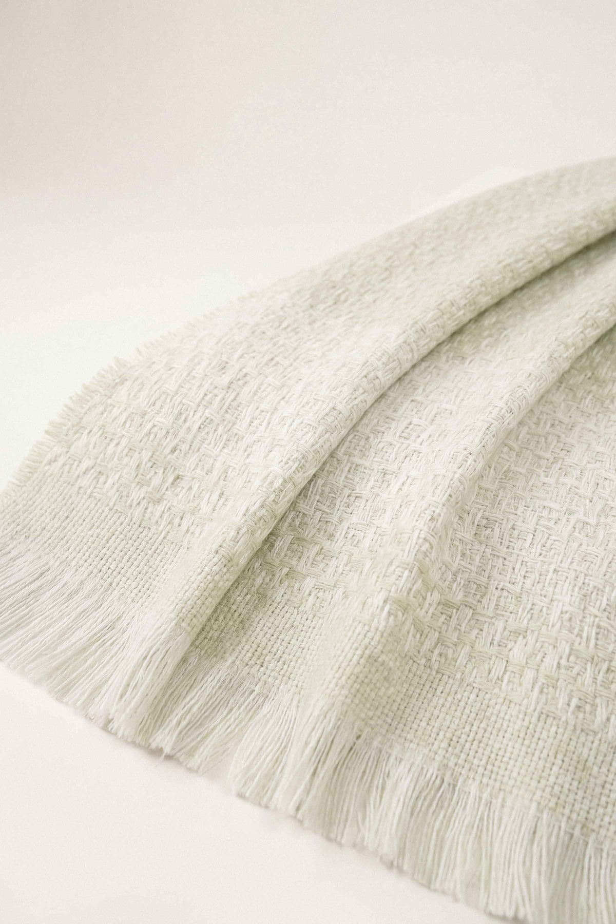 Green Women Shawl-1720562104 for Women - Shawl Collection | Nishat | Shop Online