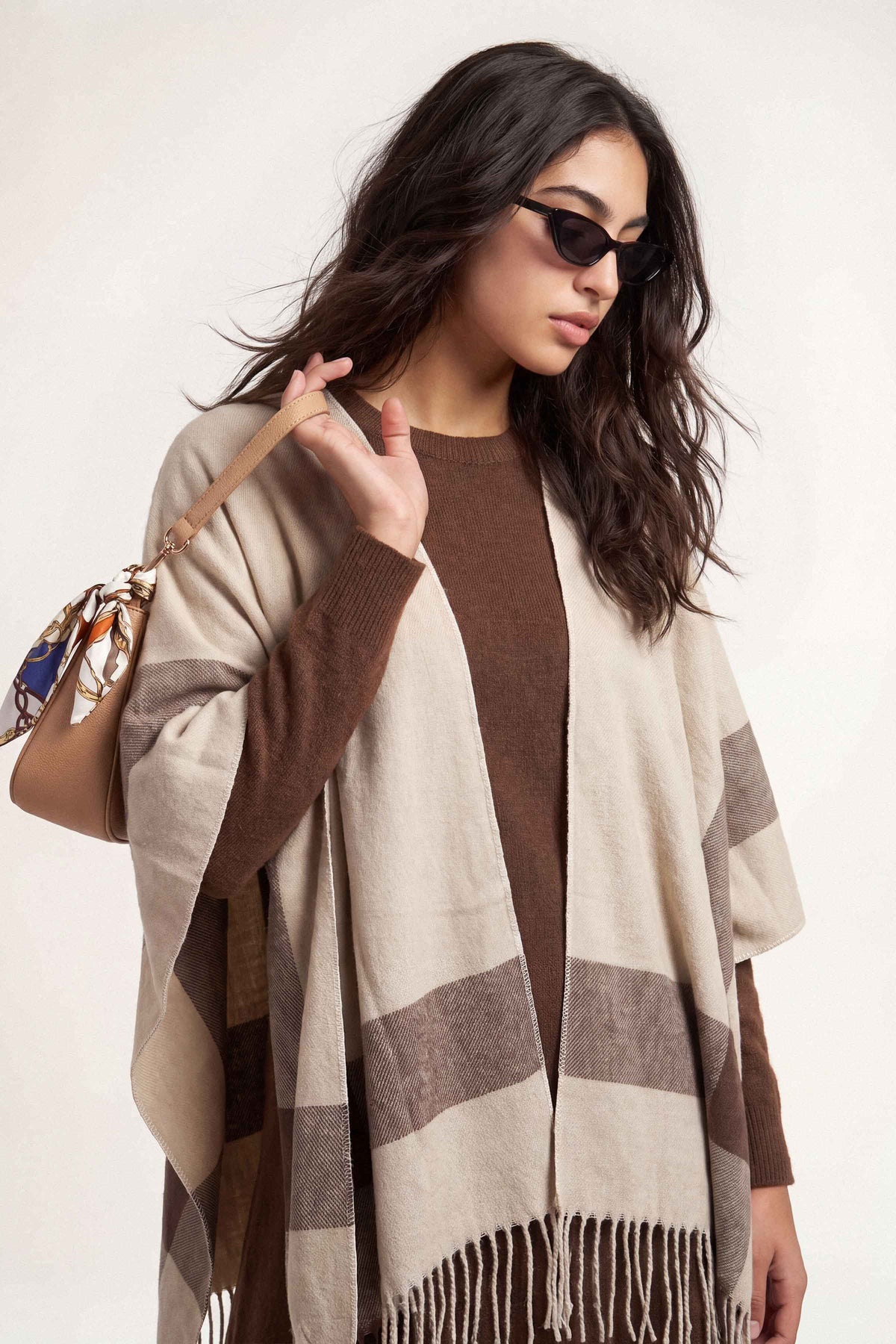 Off White Cape Shawl-1721252107 for Women - Cape Shawl Collection | Nishat | Shop Online