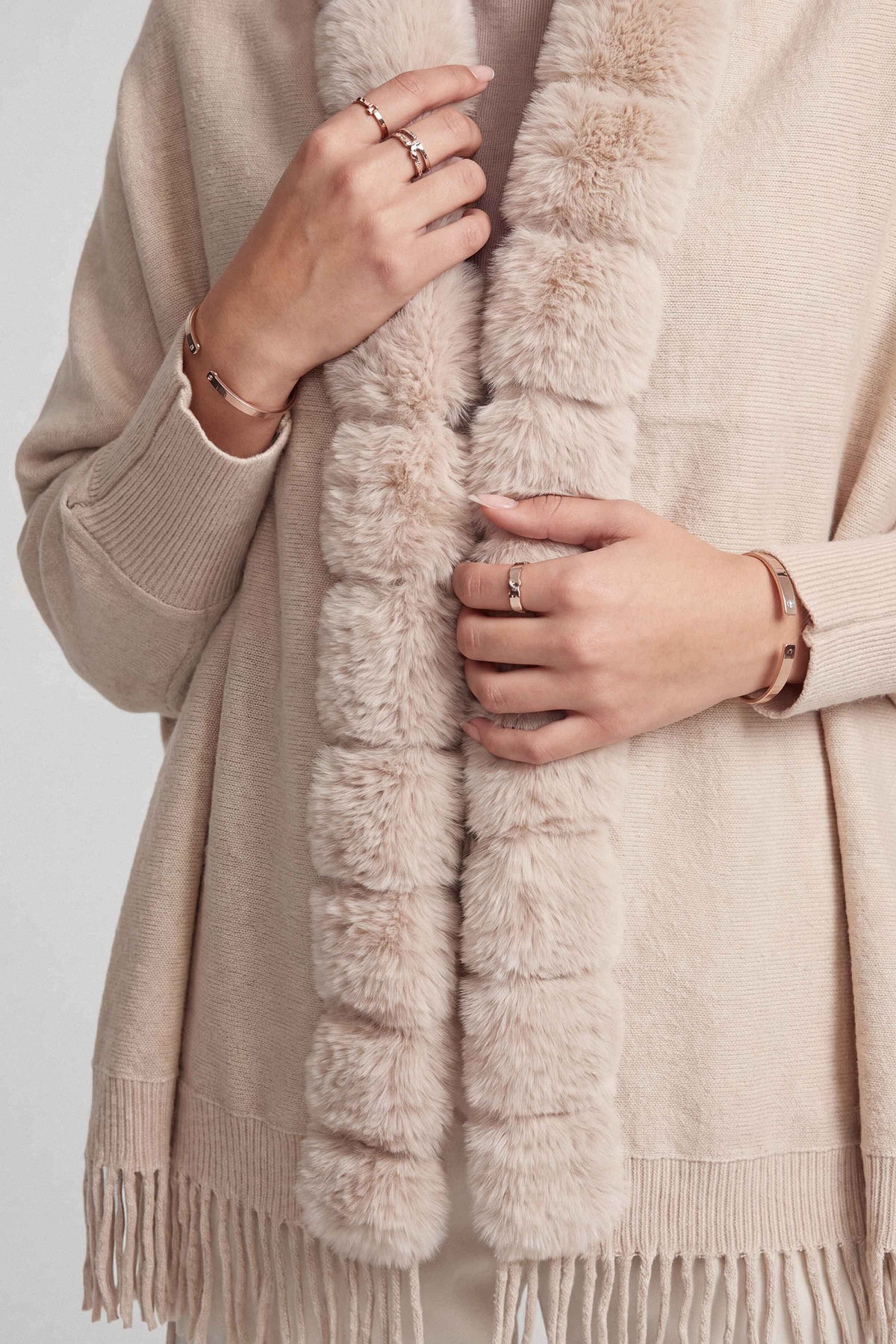 Off White Cape Shawl-1721272107 for Women - Cape Shawl Collection | Nishat | Shop Online