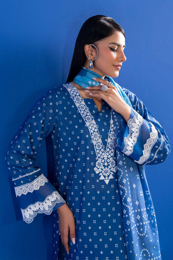 2 Piece - Printed Embroidered Suit - 42401572