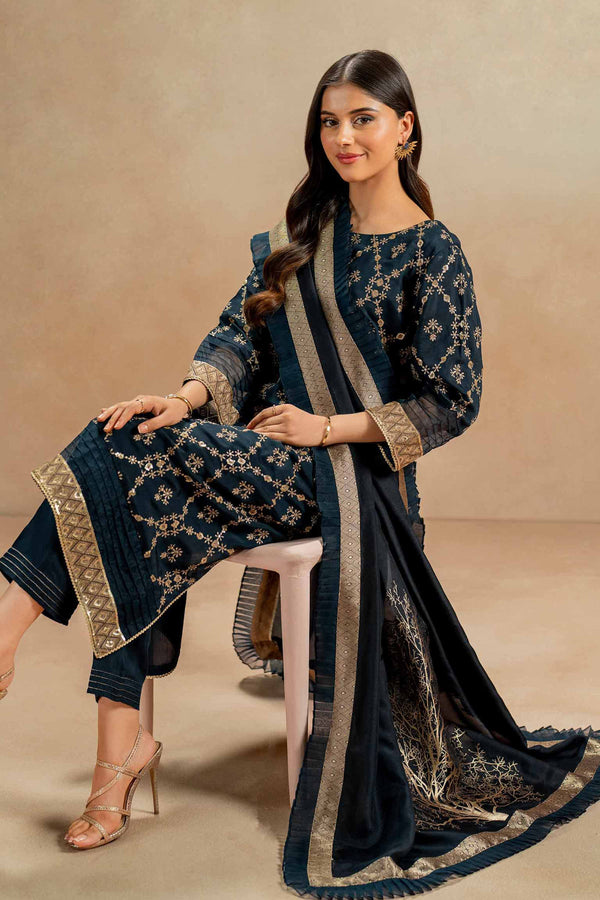 Luxury Embroidered 3 Piece Suit Winter Collection 2024