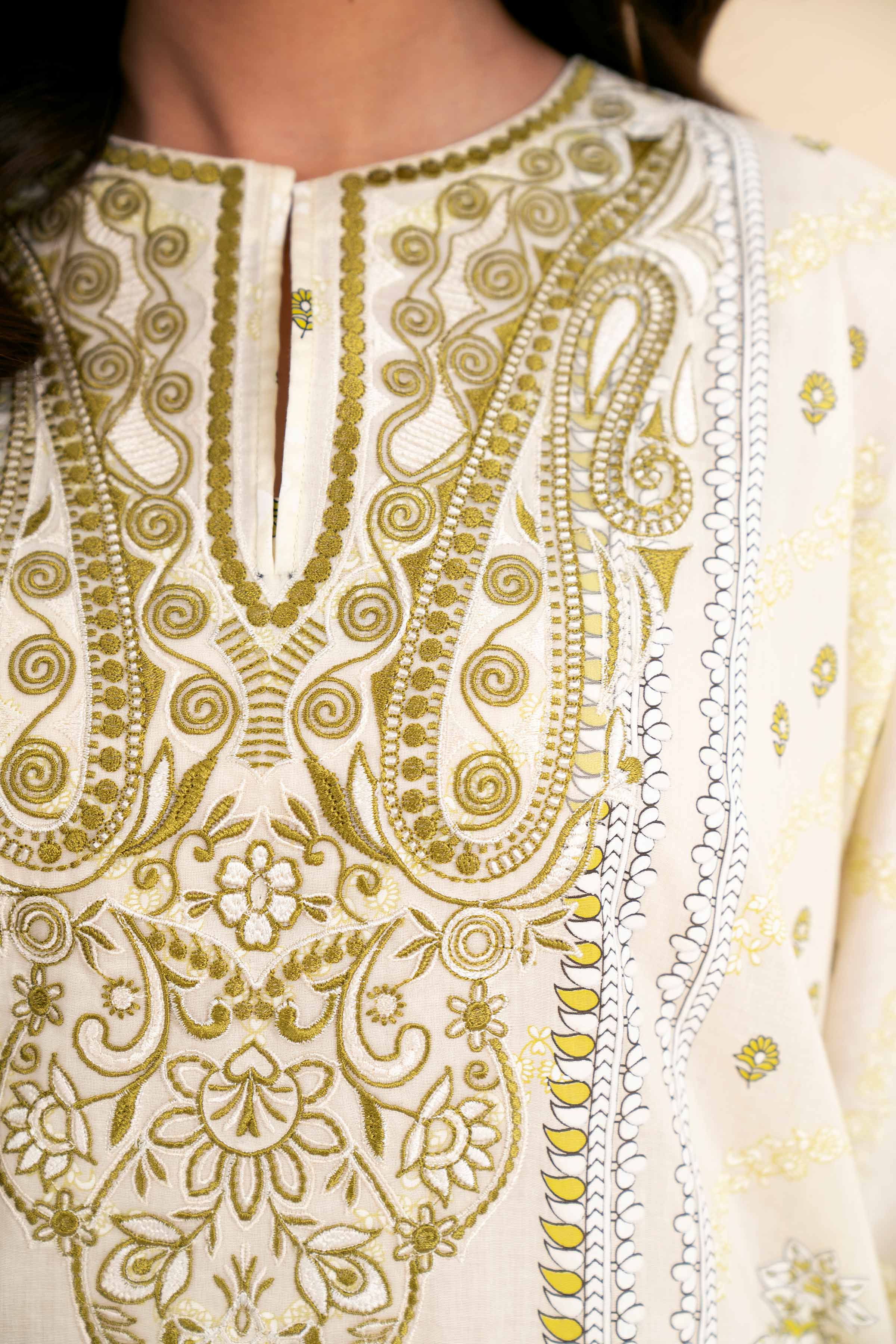 3 Piece - Flatbed Paste Embroidered Suit - 42501660 for Women - Unstitched Collection | Nishat | Shop Online
