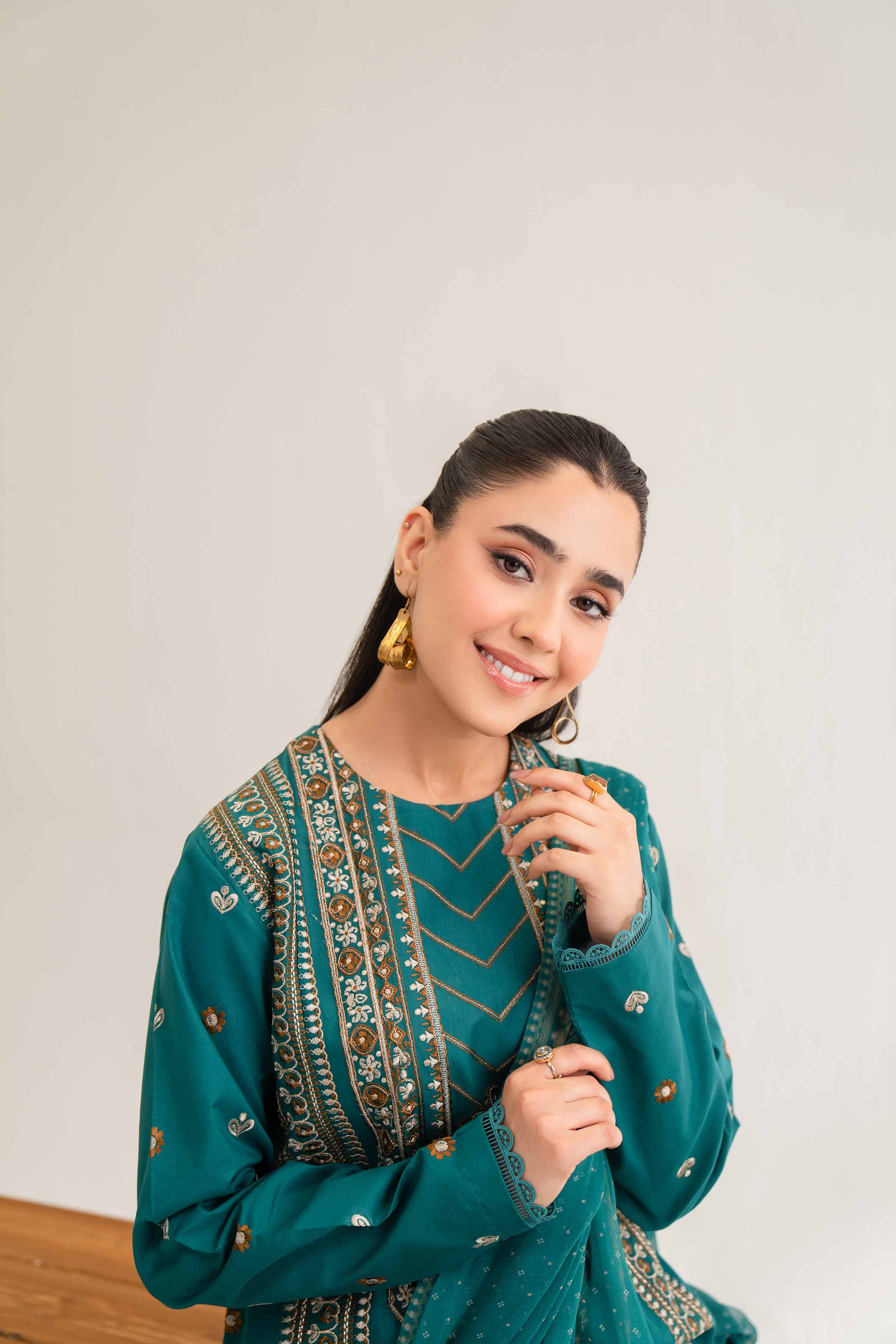 3 Piece - Jacquard Embroidered Suit - 42501824 for Women - Unstitched Collection | Nishat | Shop Online