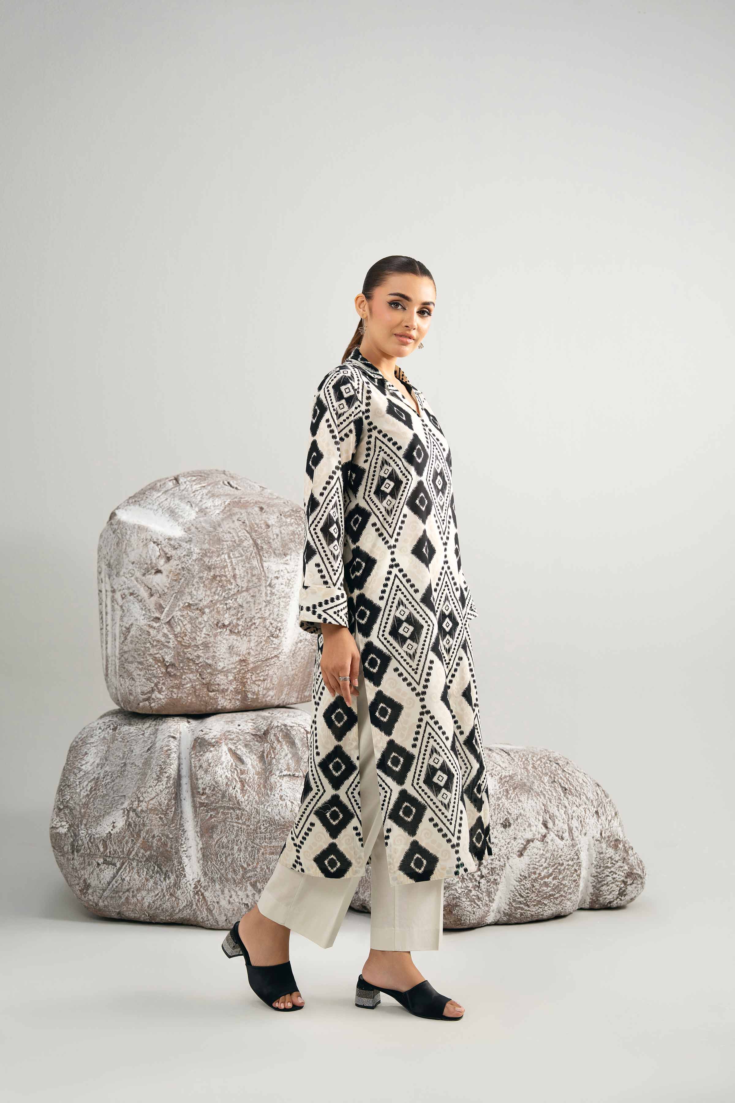 2 Piece - Printed Suit - 42502000 for Women - Unstitched Collection | Nishat | Shop Online