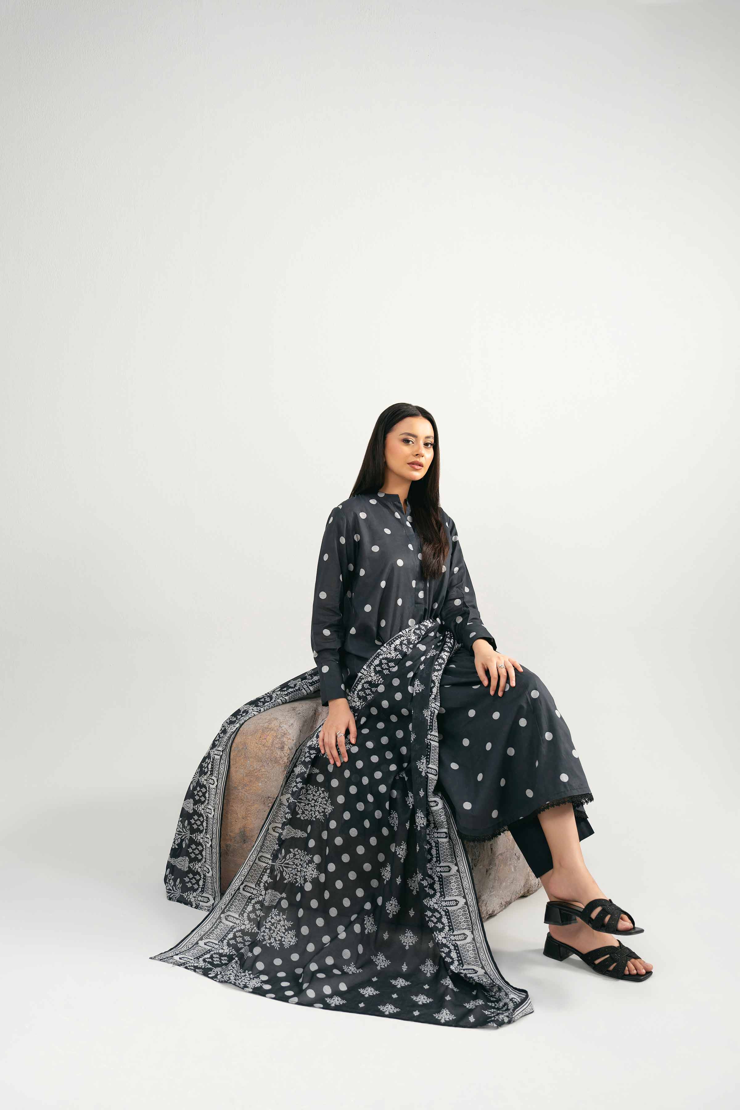 3 Piece - Printed Suit - 42502019 for Women - Unstitched Collection | Nishat | Shop Online