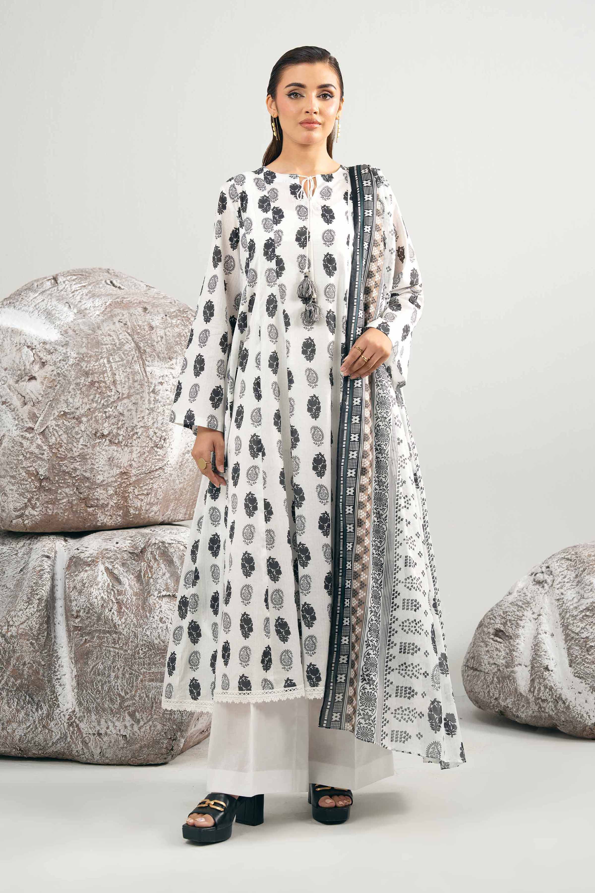3 Piece - Printed Suit - 42502021 for Women - Unstitched Collection | Nishat | Shop Online