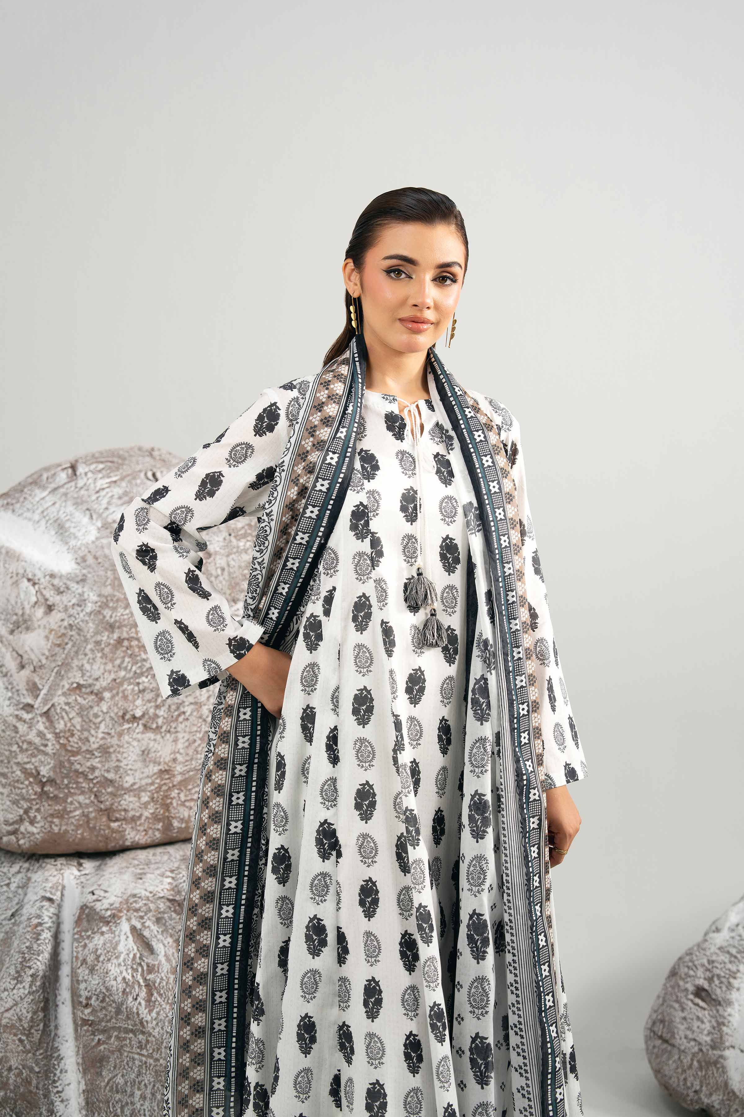 3 Piece - Printed Suit - 42502021 for Women - Unstitched Collection | Nishat | Shop Online