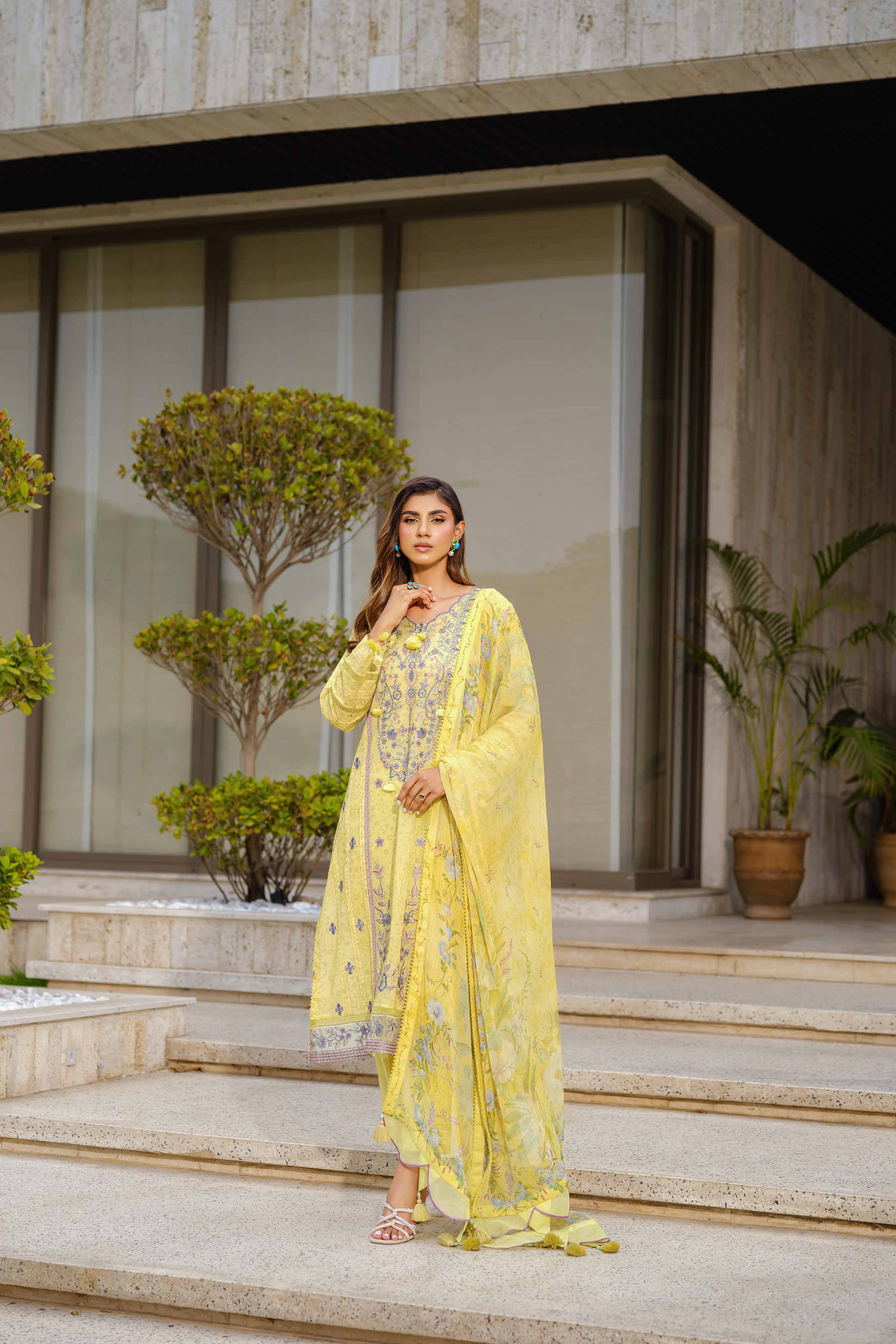 2 Piece - Digital Printed Embroidered Suit - 42502078