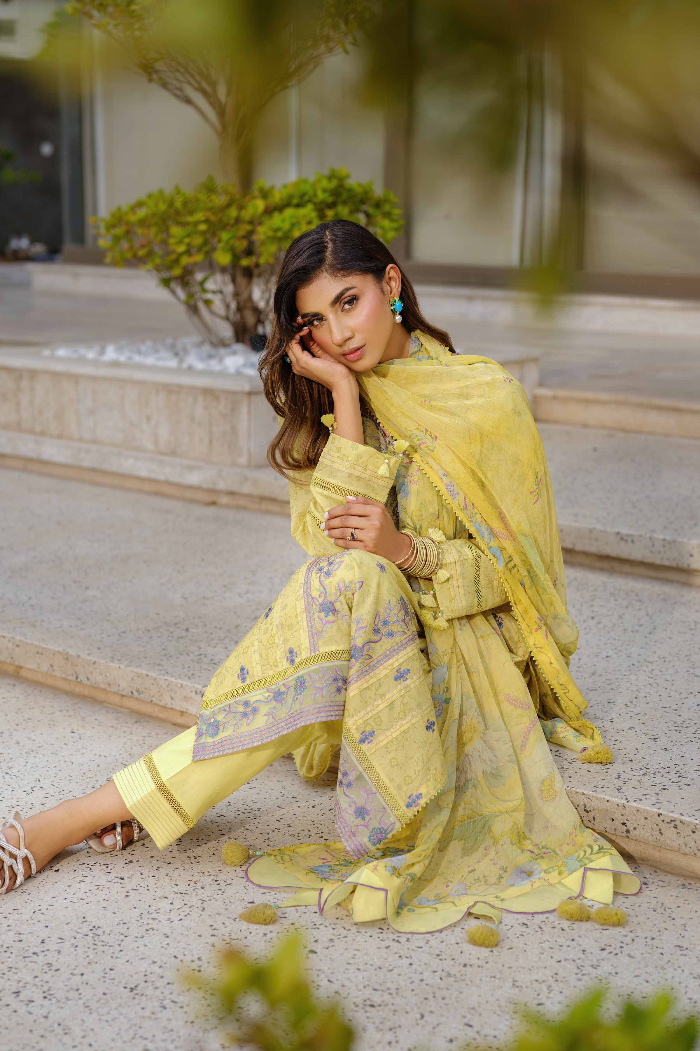 2 Piece - Digital Printed Embroidered Suit - 42502078