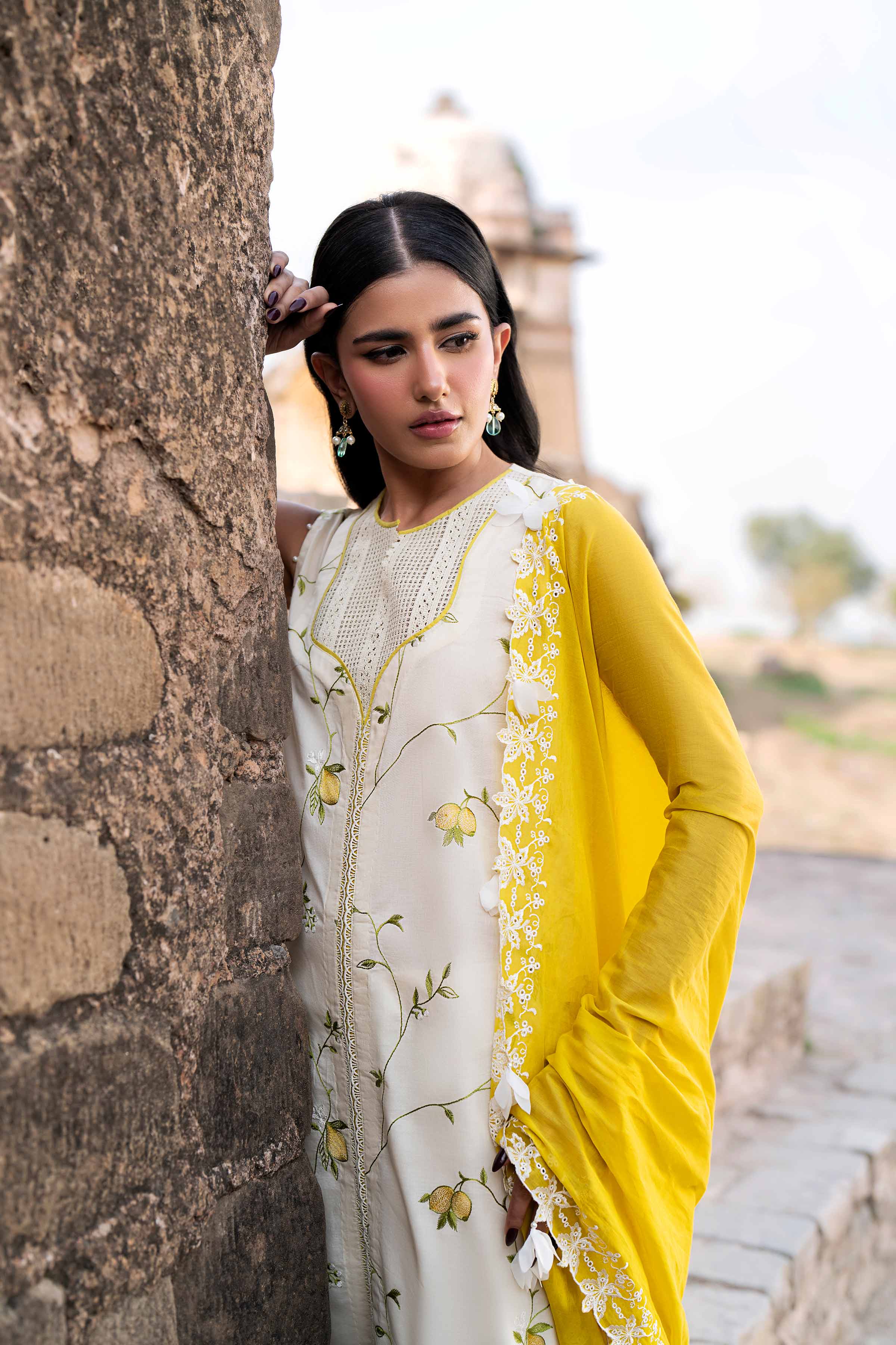 3 Piece - Dyed Embroidered Suit - 42502251