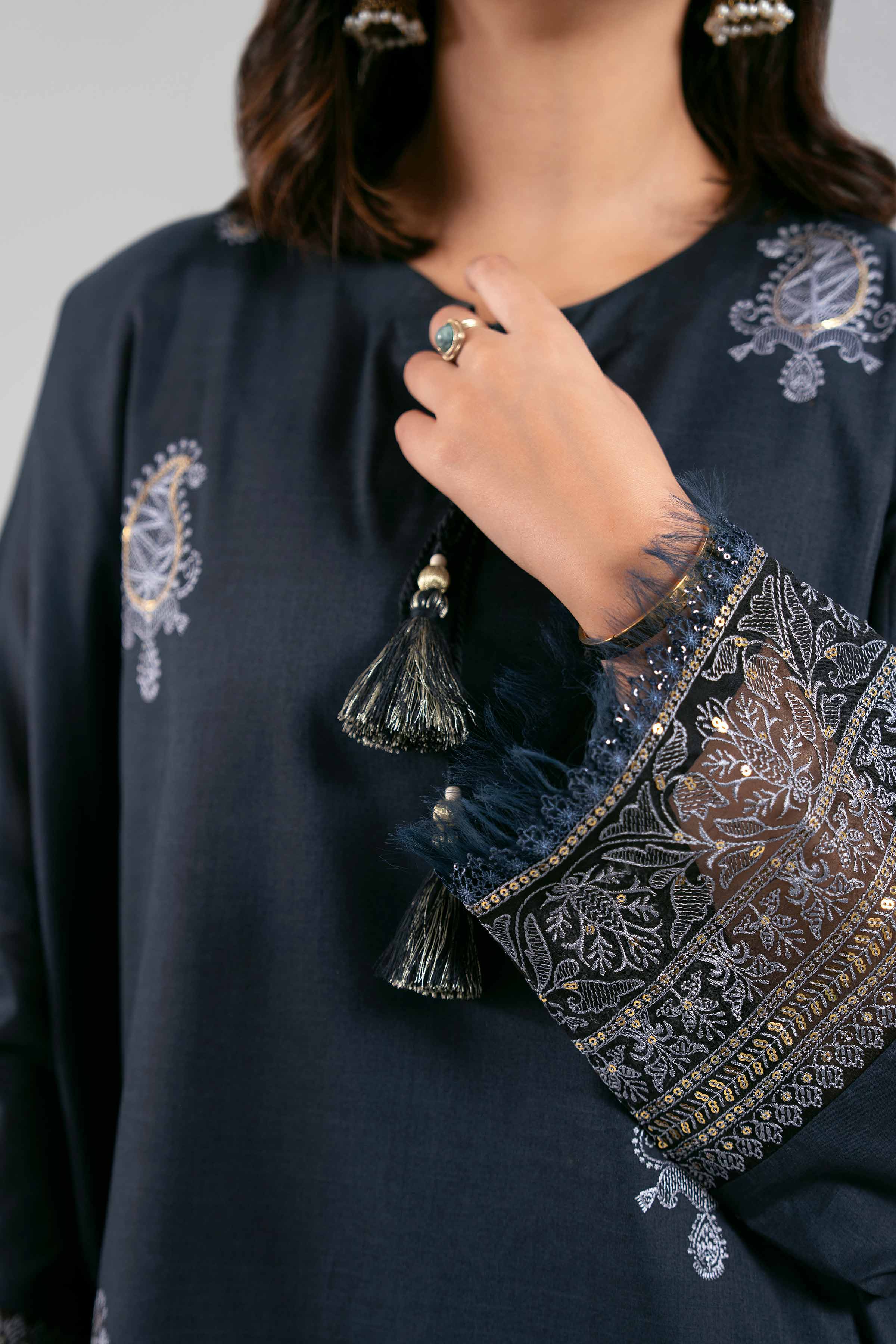 2 Piece - Embroidered Suit - 42502305