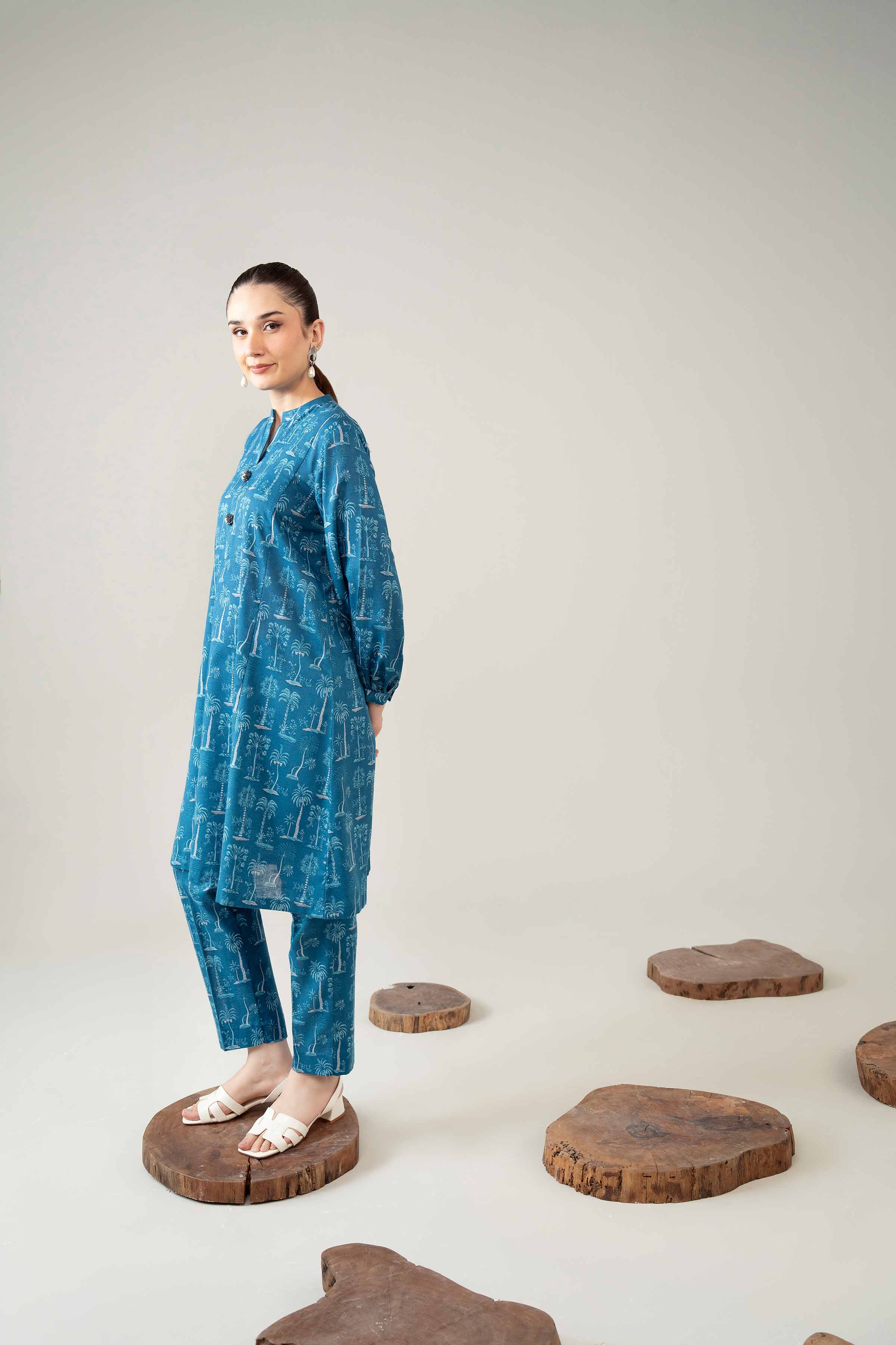 1 Piece - Digital Printed Loose Fabric - 42503971 for Women - Freedom To Buy Collection | Nishat | Shop Online