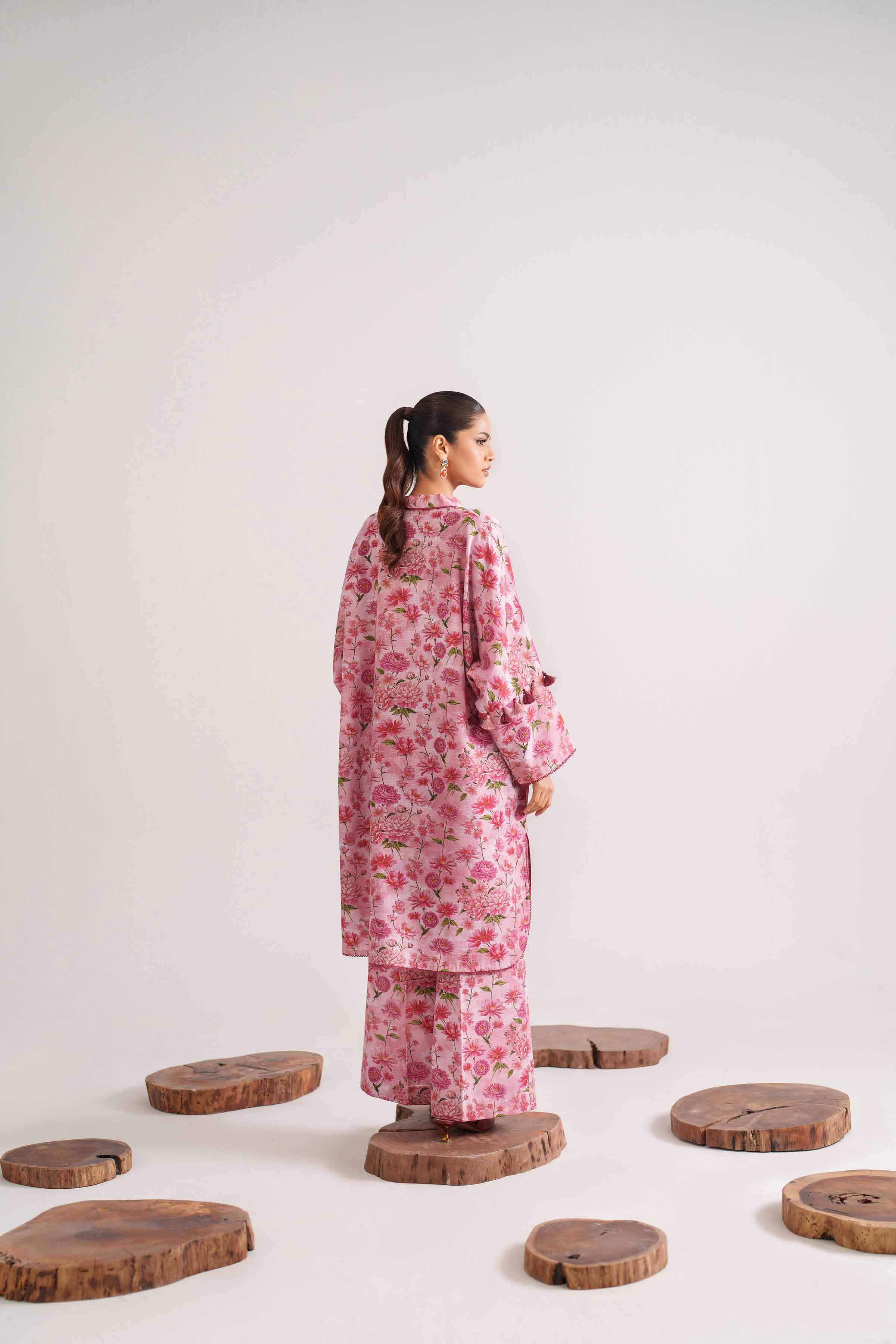 1 Piece - Digital Printed Loose Fabric - 42503979 for Women - Freedom To Buy Collection | Nishat | Shop Online