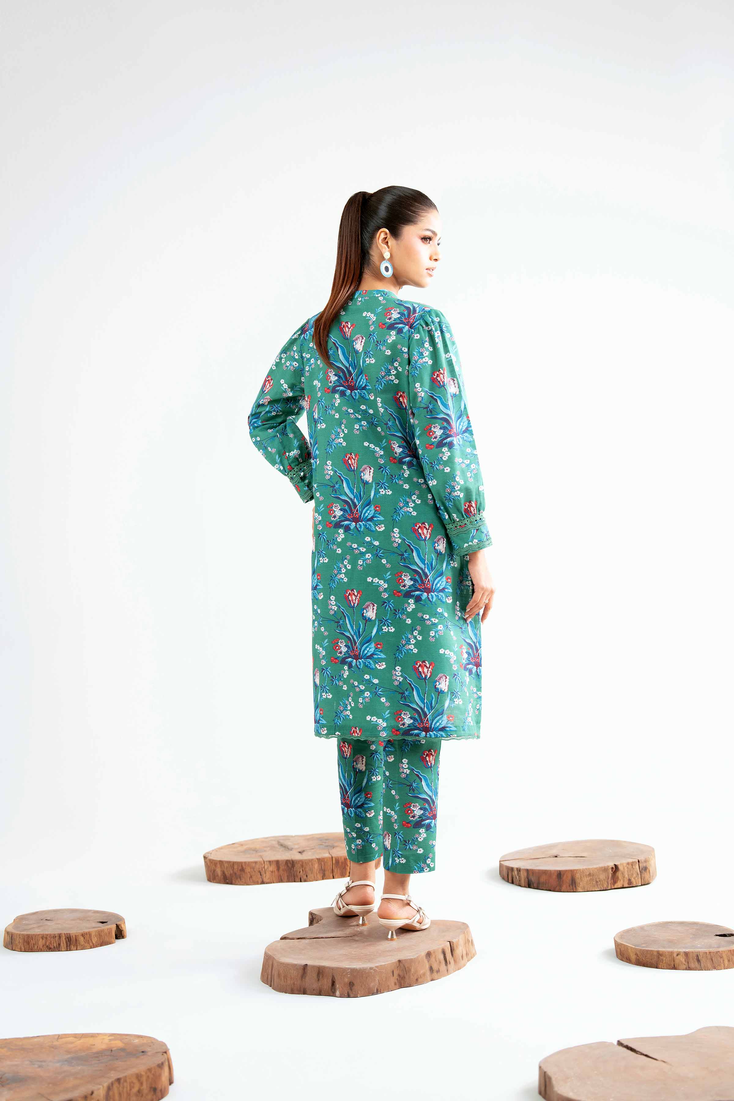 1 Piece - Digital Printed Loose Fabric - 42503986 for Women - Freedom To Buy Collection | Nishat | Shop Online