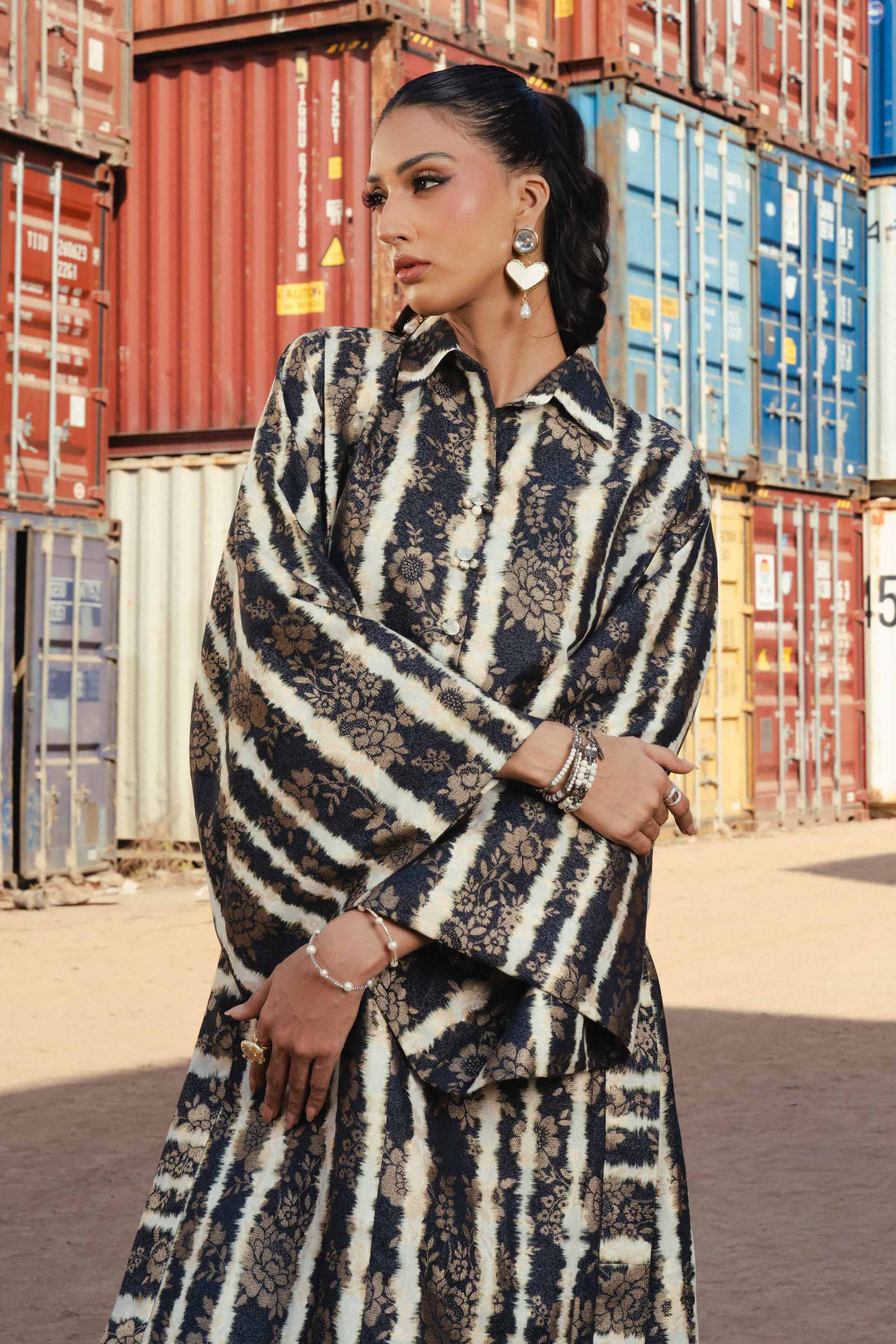 1 Piece - Digital Printed Loose Fabric - 42504070