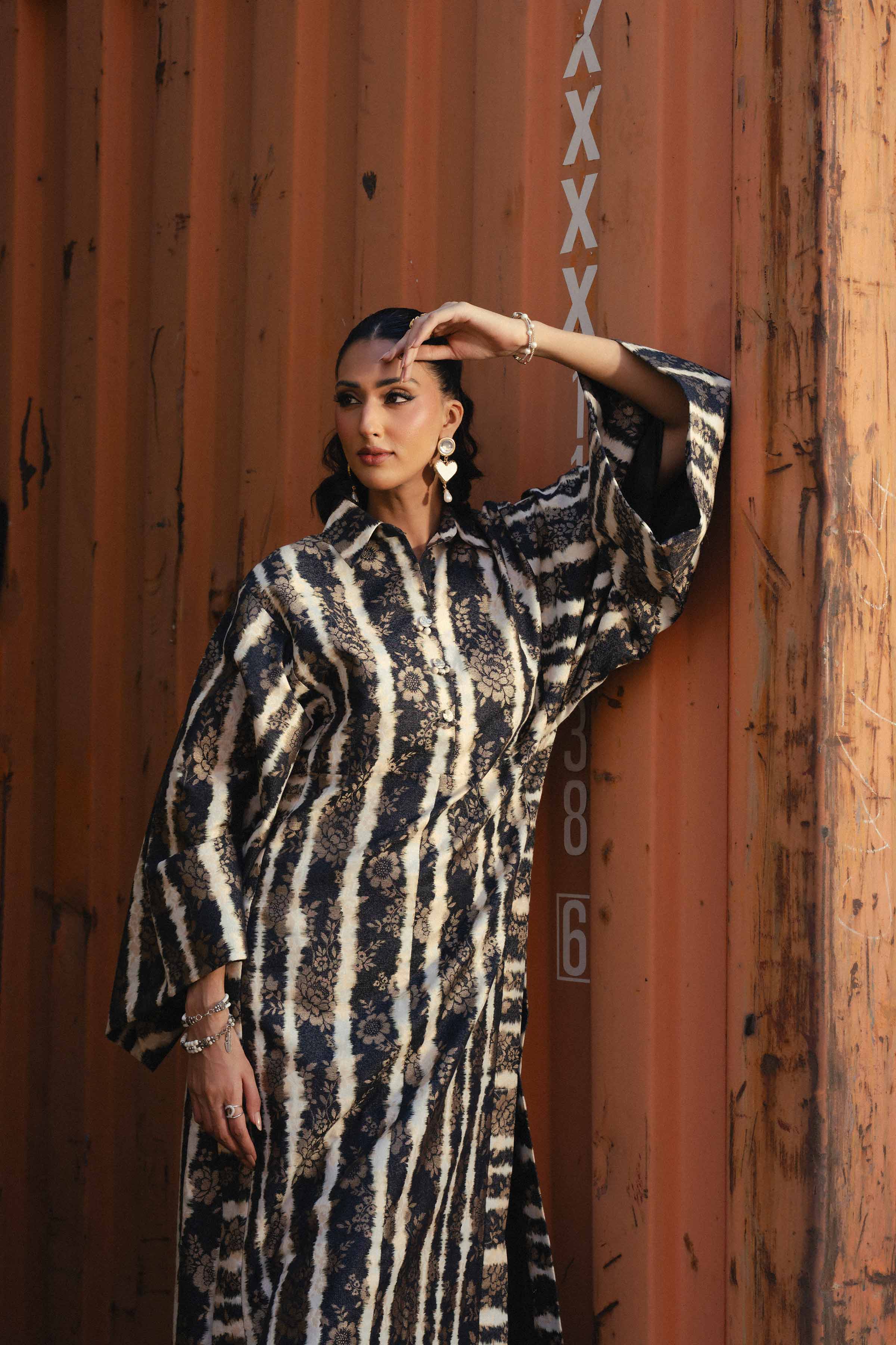 1 Piece - Digital Printed Loose Fabric - 42504070