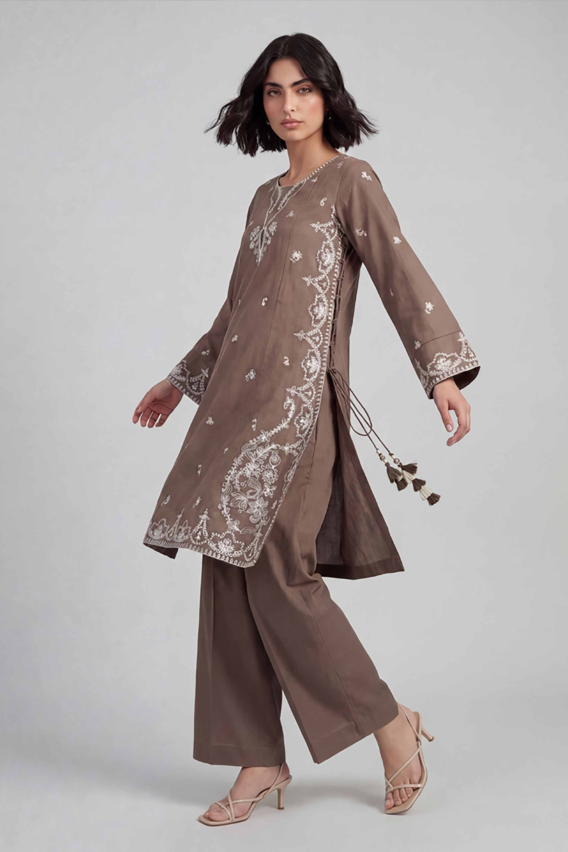 2 Piece - Embroidered Suit - 42601637
