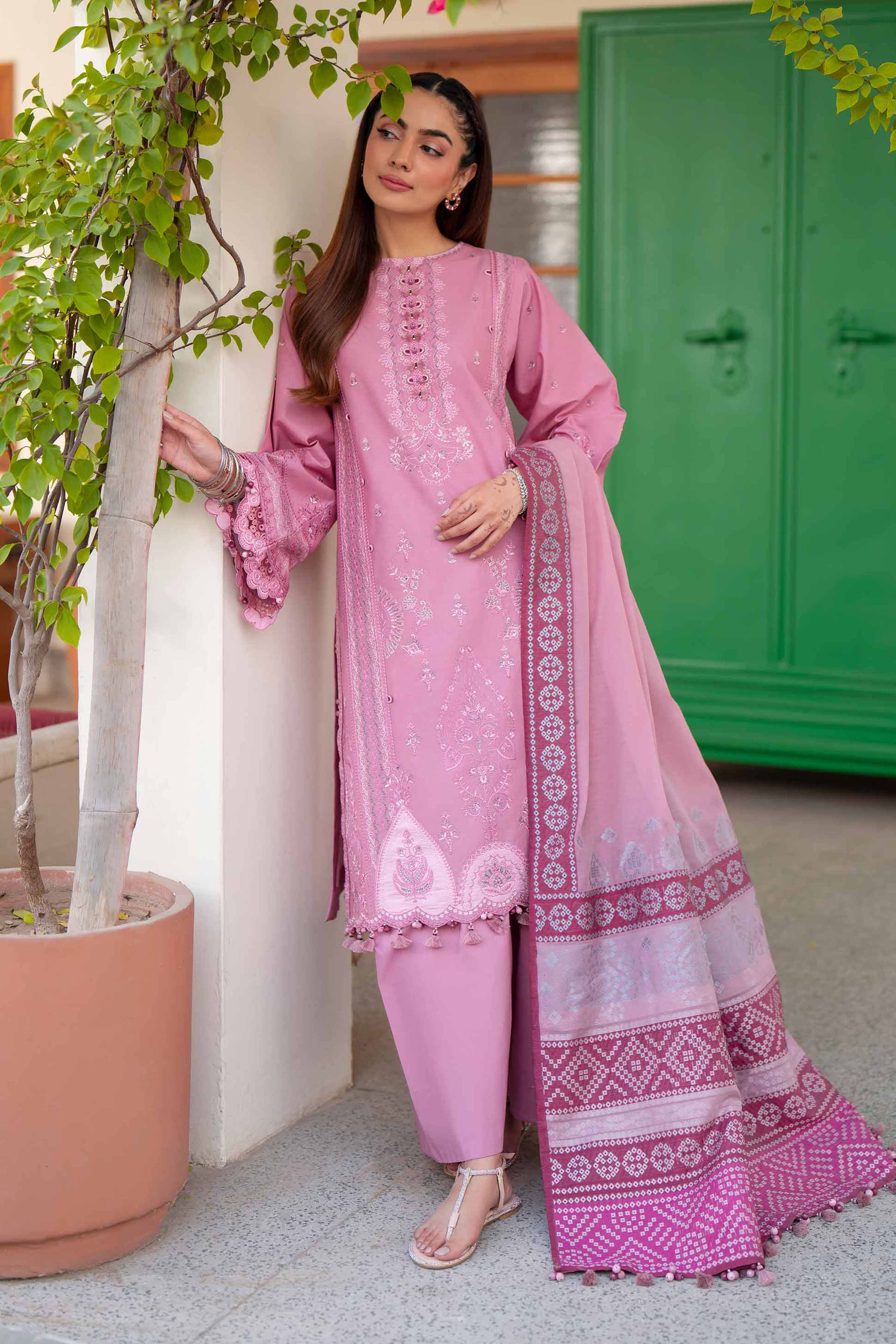 3 Piece - Embroidered Suit - 42601684