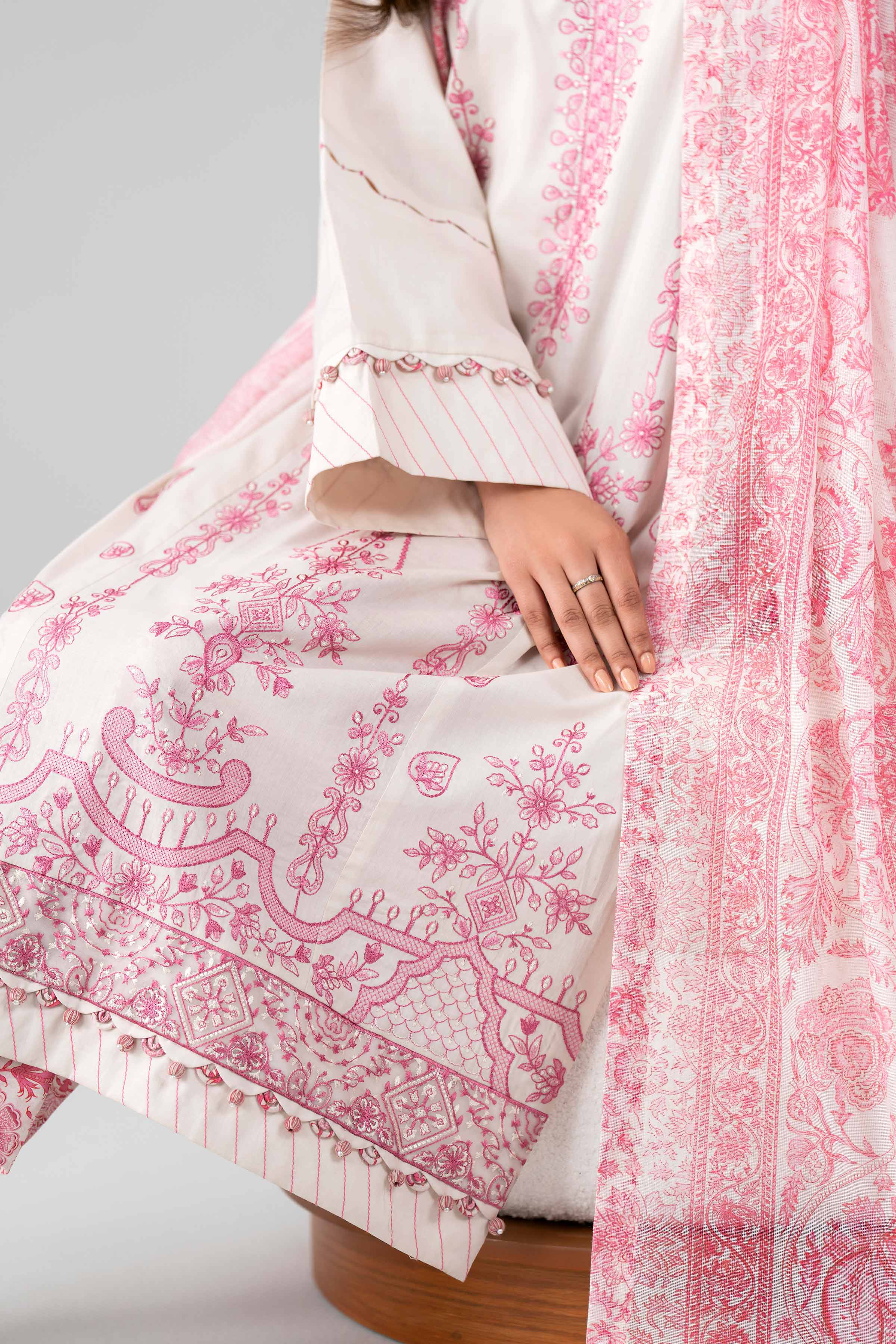 3 Piece - Printed Embroidered Suit - 42601792