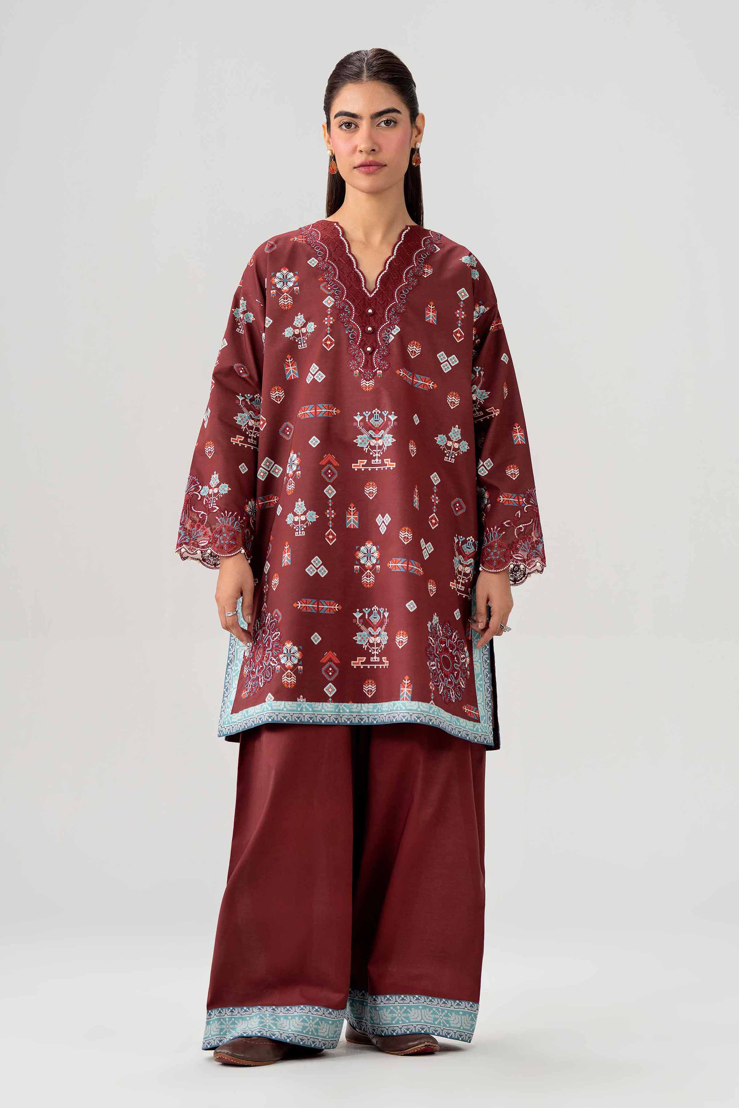 2 Piece - Printed Embroidered Suit - 42602054