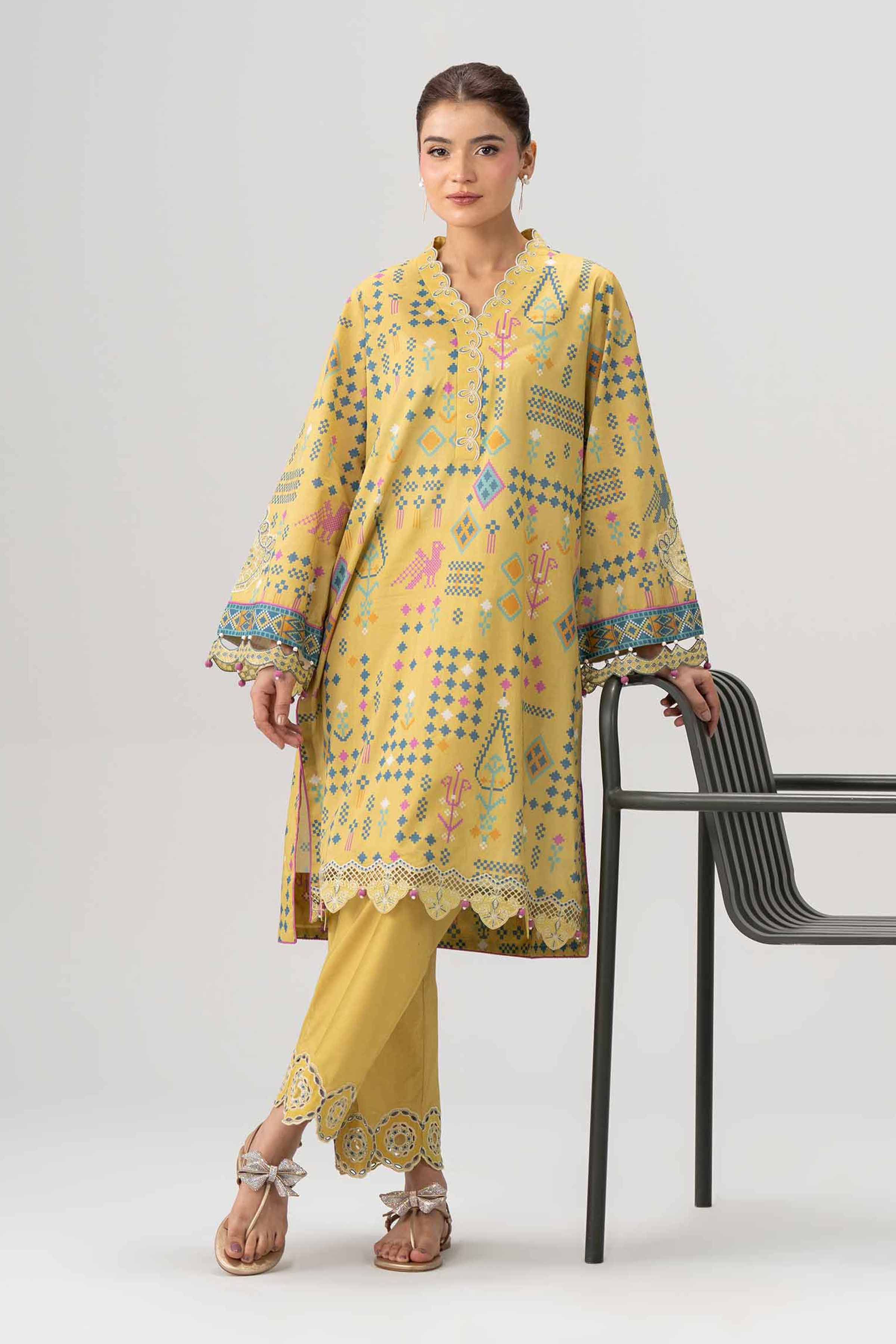 2 Piece - Printed Embroidered Suit - 42602057