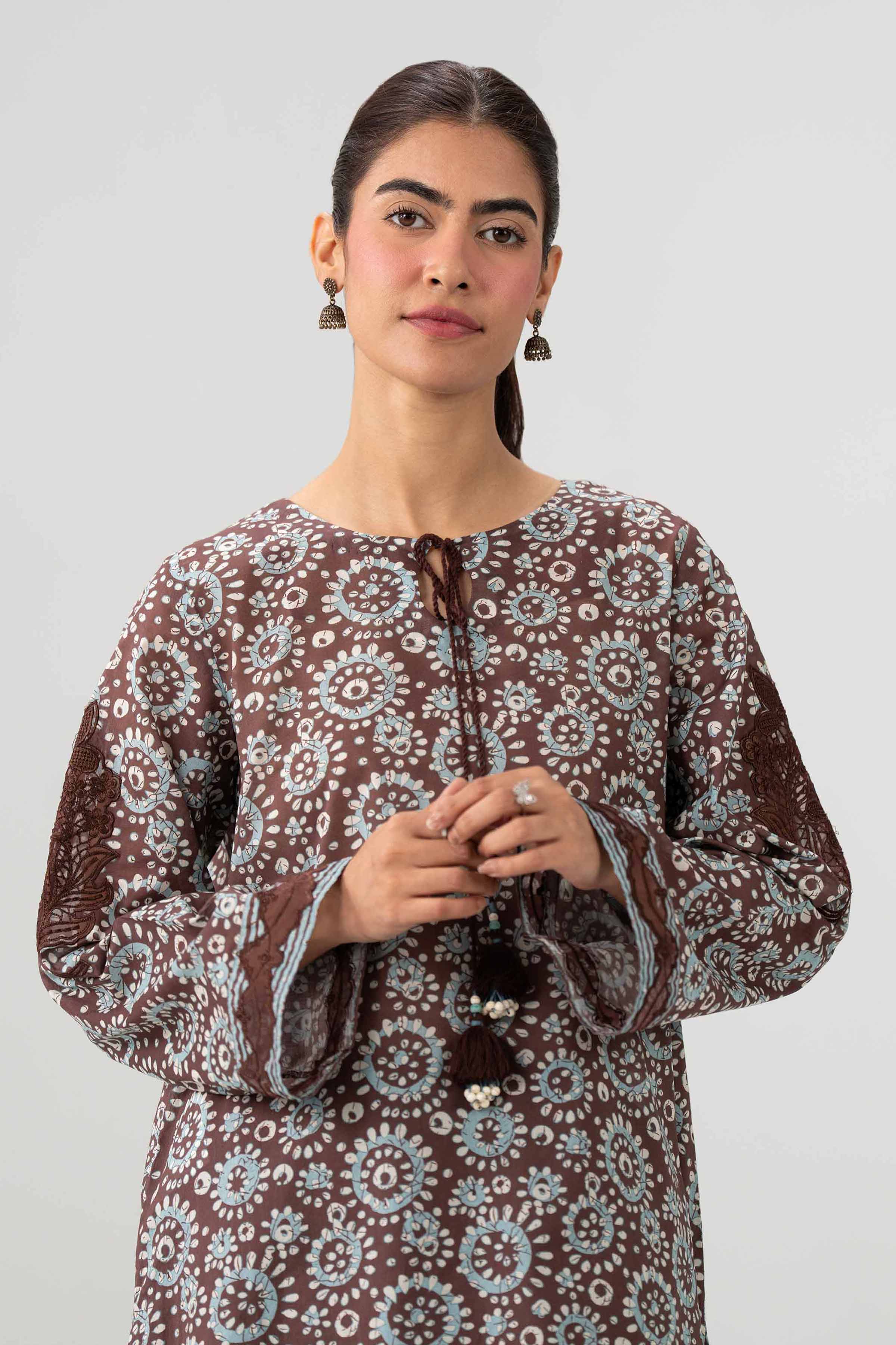 2 Piece - Printed Embroidered Suit - 42602062