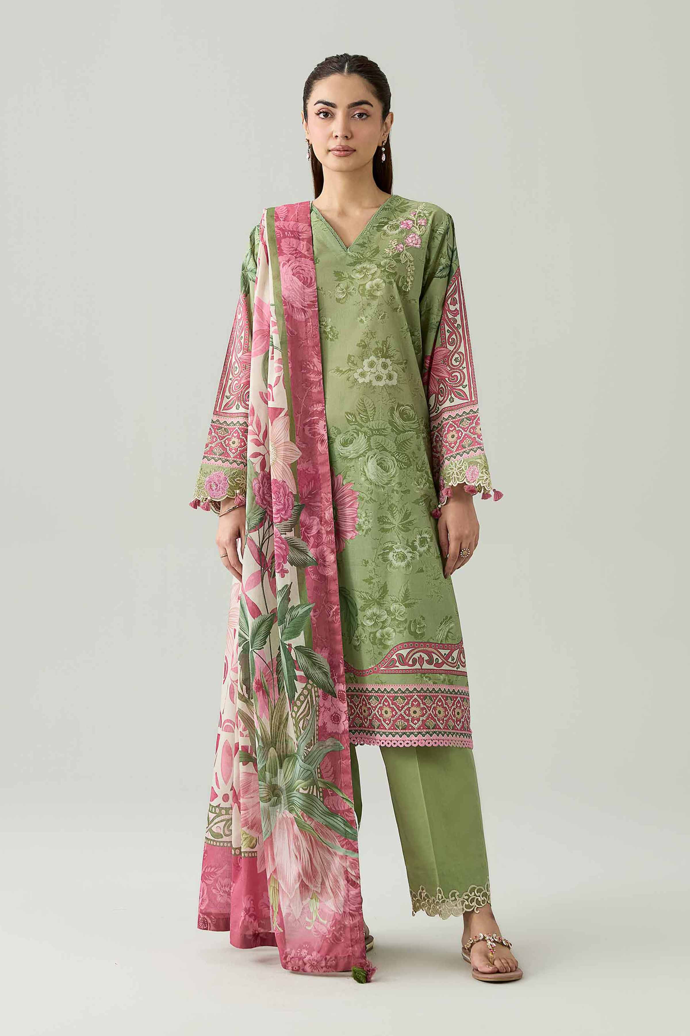 Retail Price: 6,490/-PKR