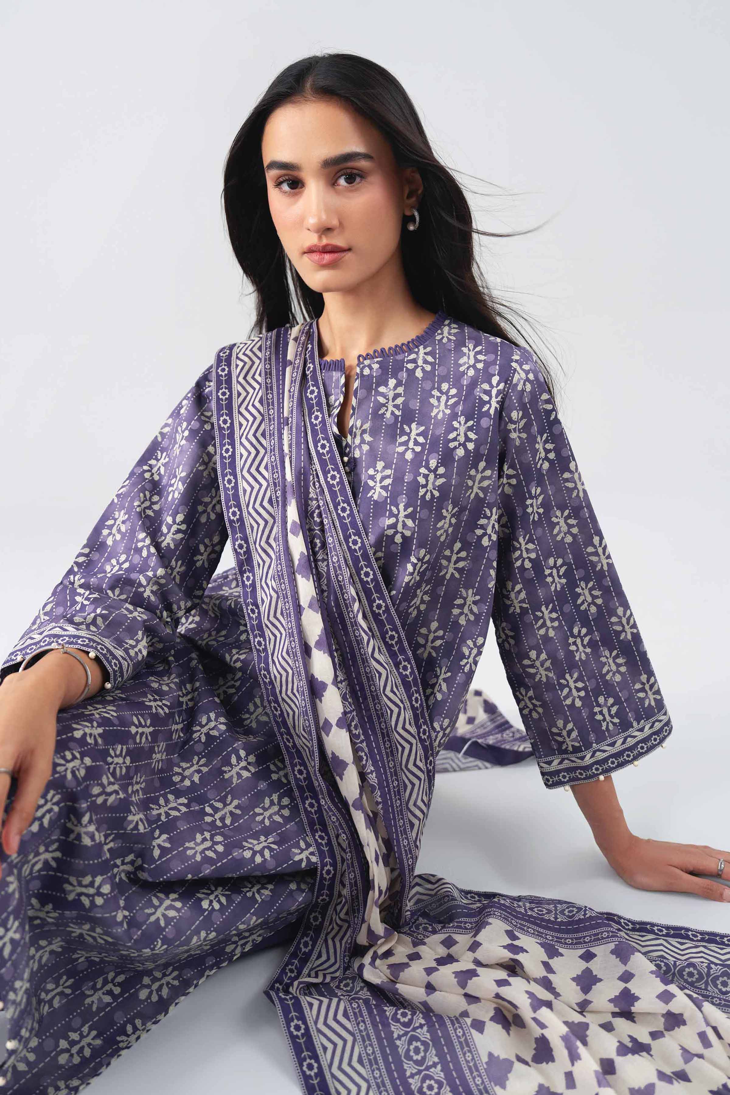 3 Piece - Printed Suit - 42602130