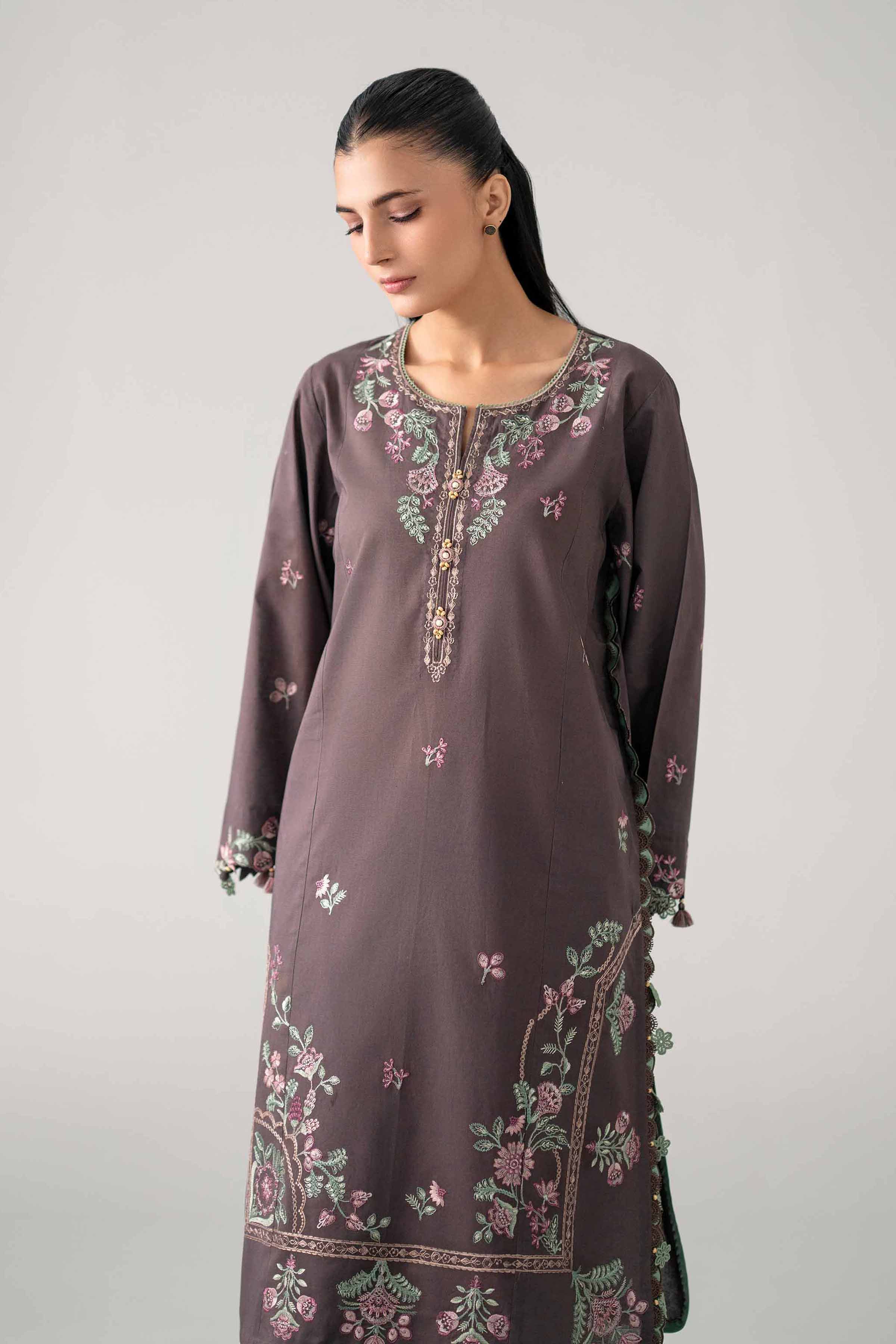 2 Piece - Embroidered Suit - 42602204