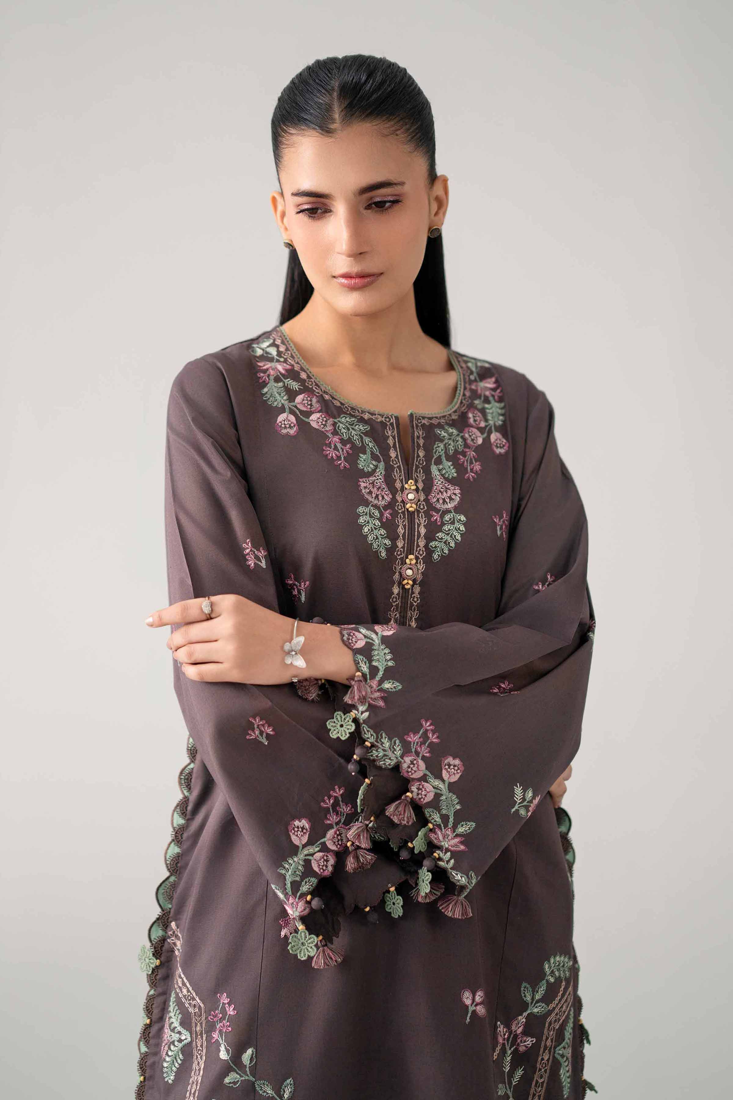 2 Piece - Embroidered Suit - 42602204