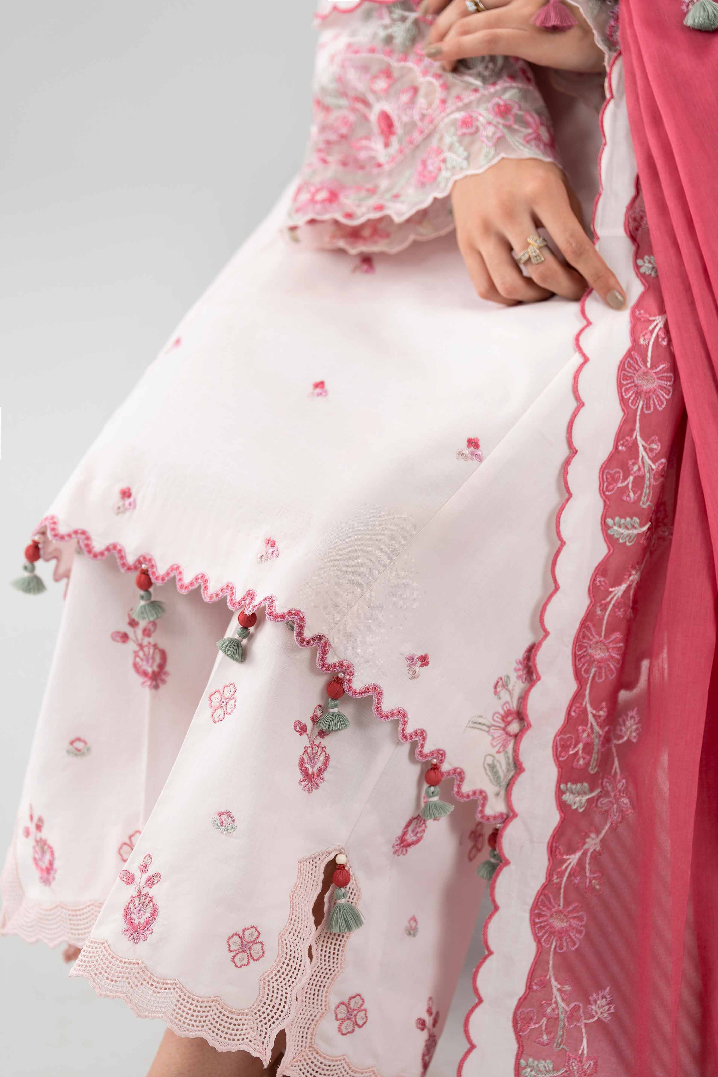 3 Piece - Embroidered Suit - 42602254