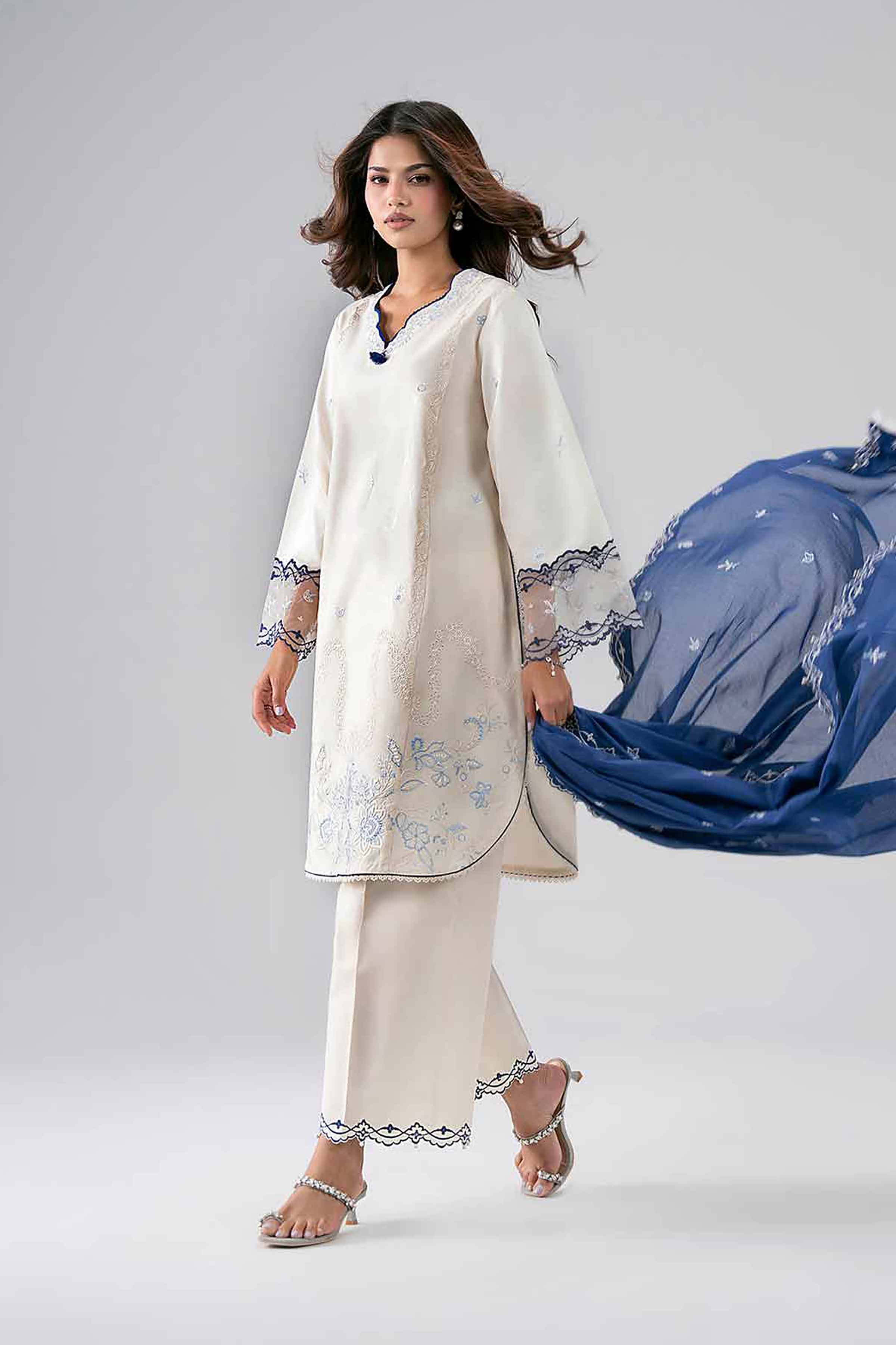 3 Piece - Embroidered Suit - 42602260
