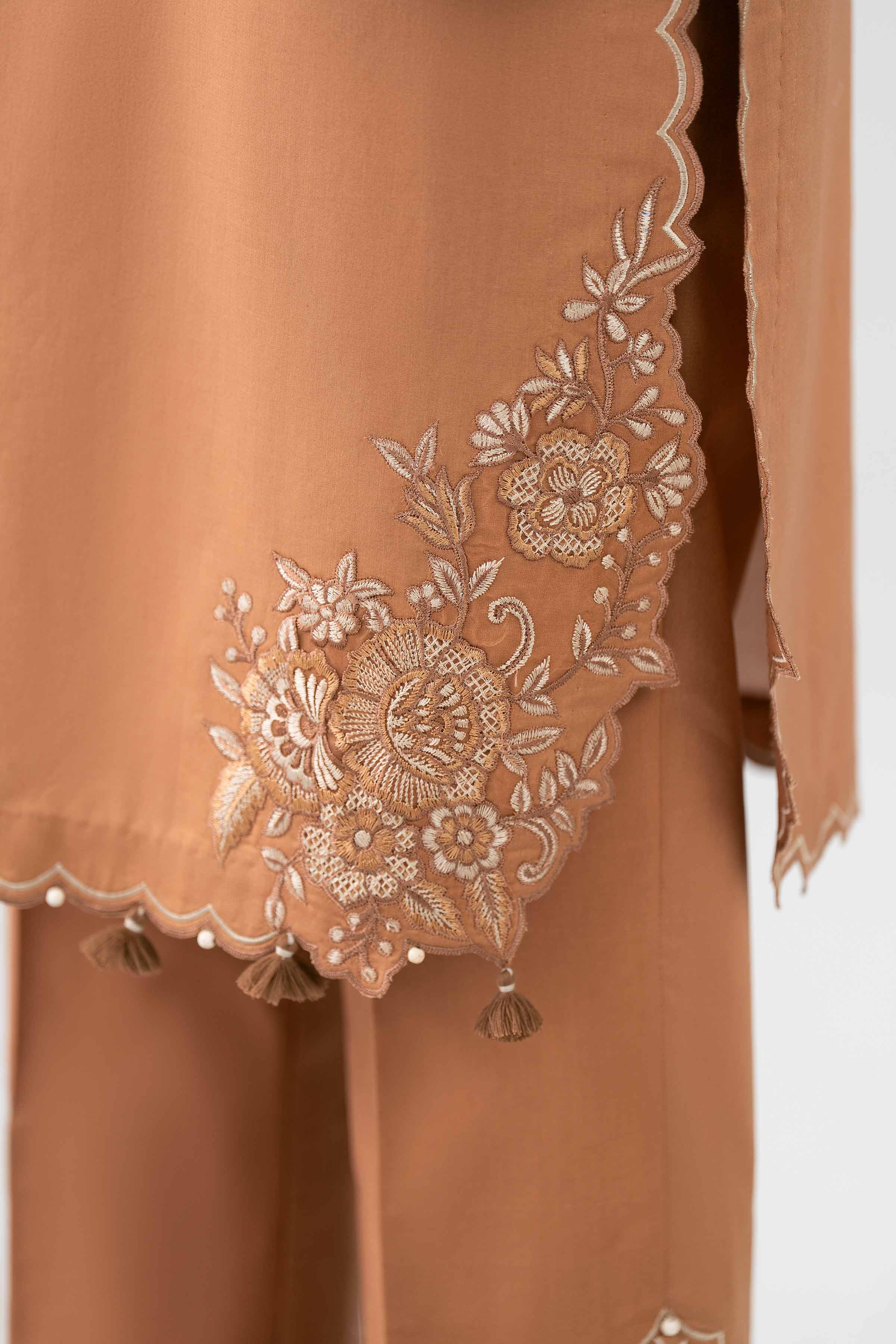 3 Piece - Embroidered Suit - 42602263