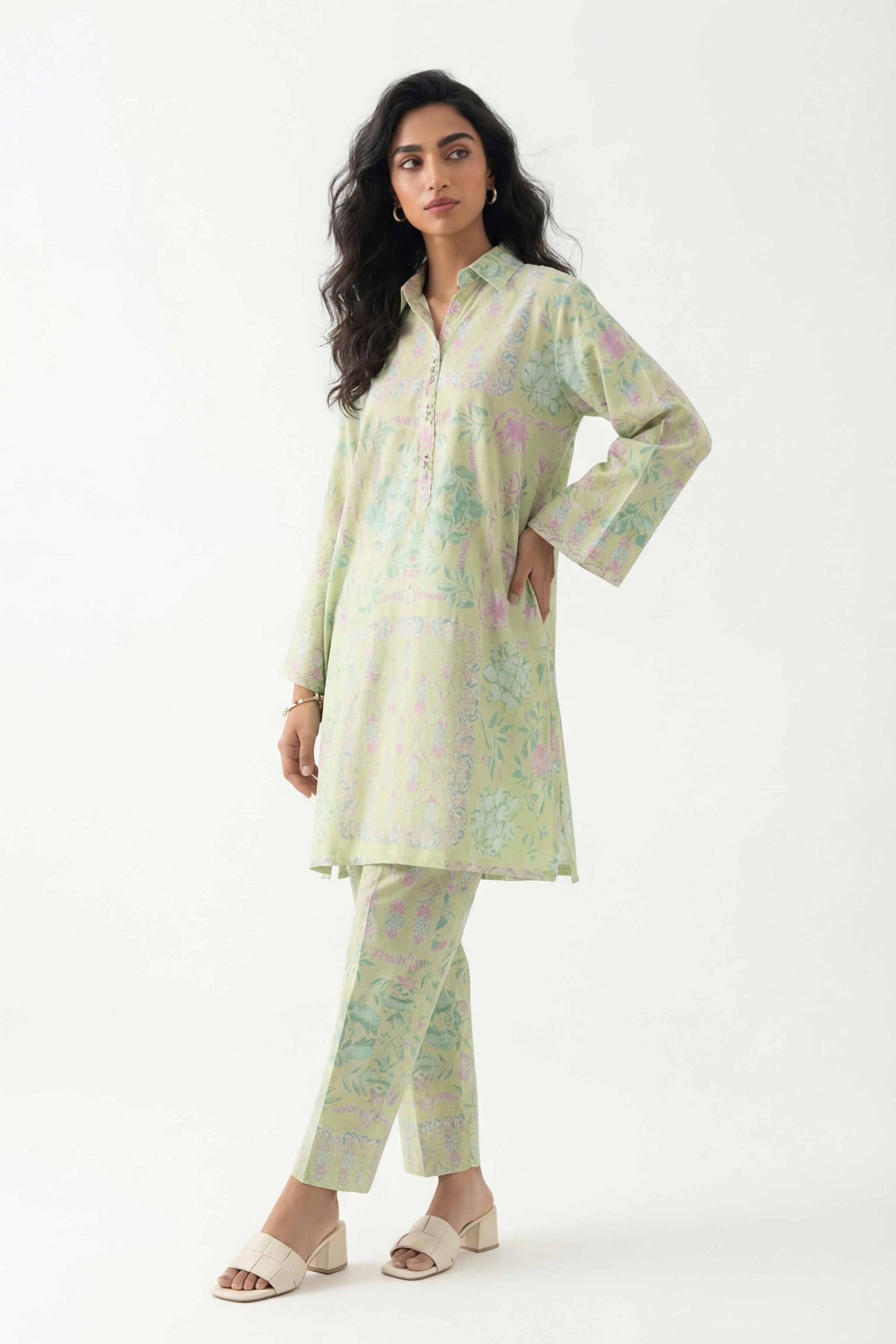 1 Piece - Printed Shirt - 42602308