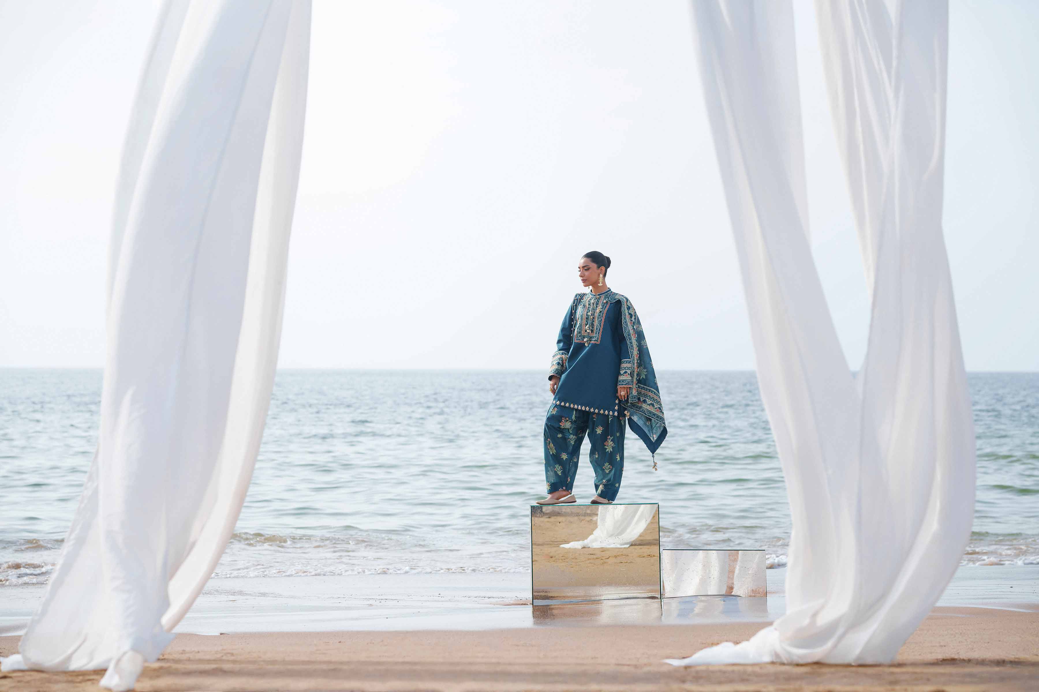 3 Piece - Printed Loose Fabric - 42602344