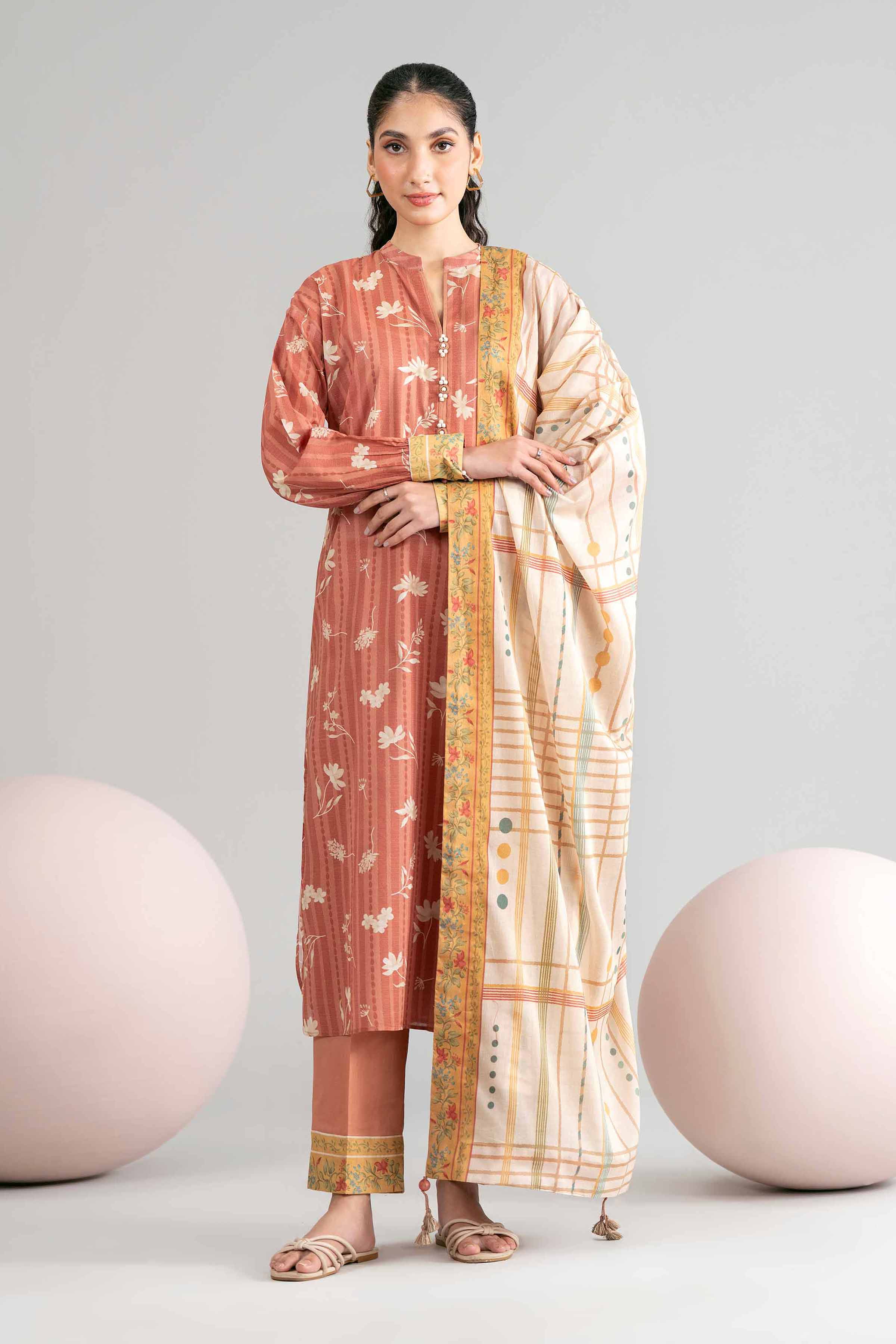 3 Piece - Printed Loose Fabric - 42602425 for Women - Freedom To Buy Collection | Nishat | Shop Online