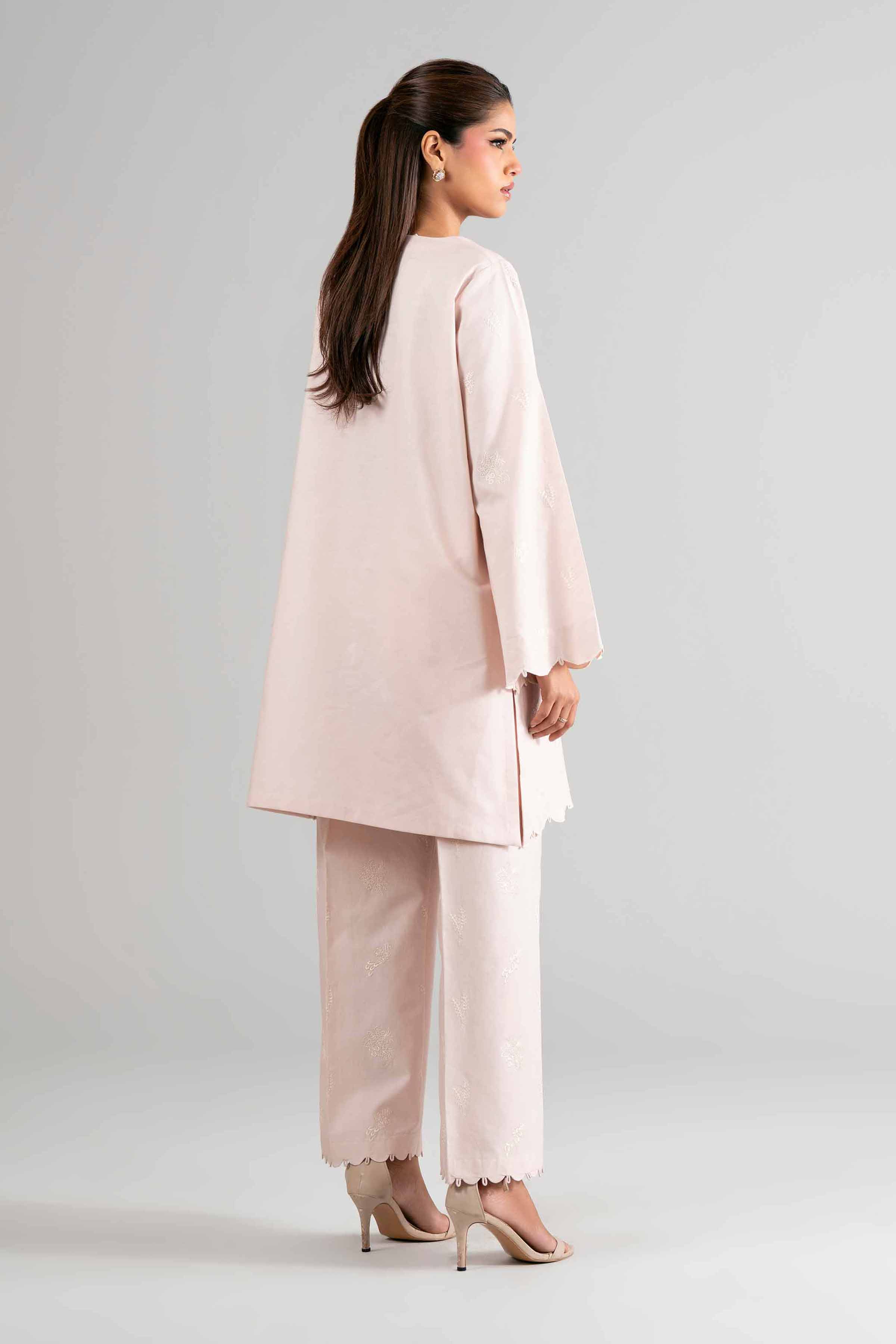 1 Piece - Dyed Embroidered Loose Fabric - 42602506