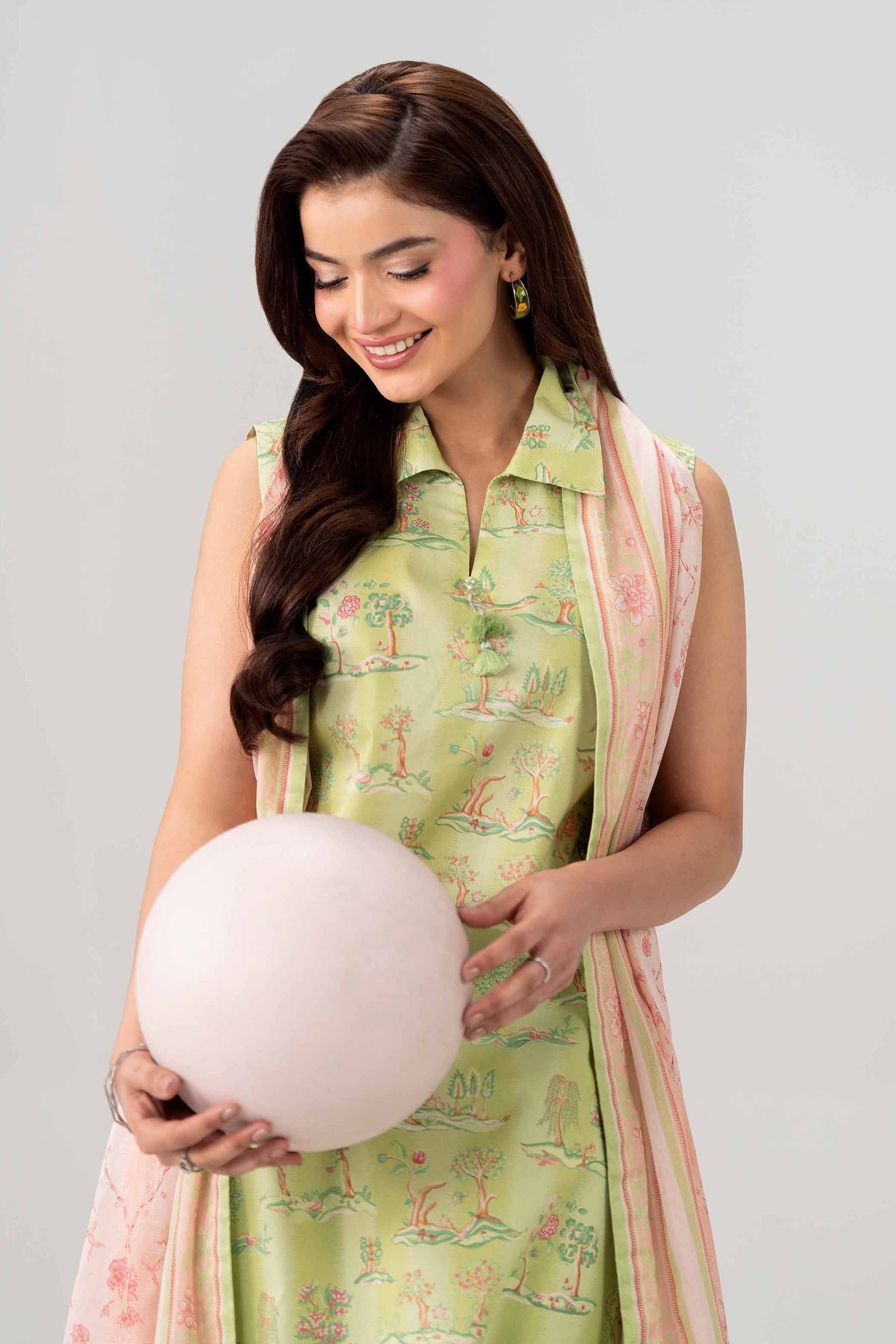 3 Piece - Printed Loose Fabric - 42602572 for Women - Freedom To Buy Collection | Nishat | Shop Online