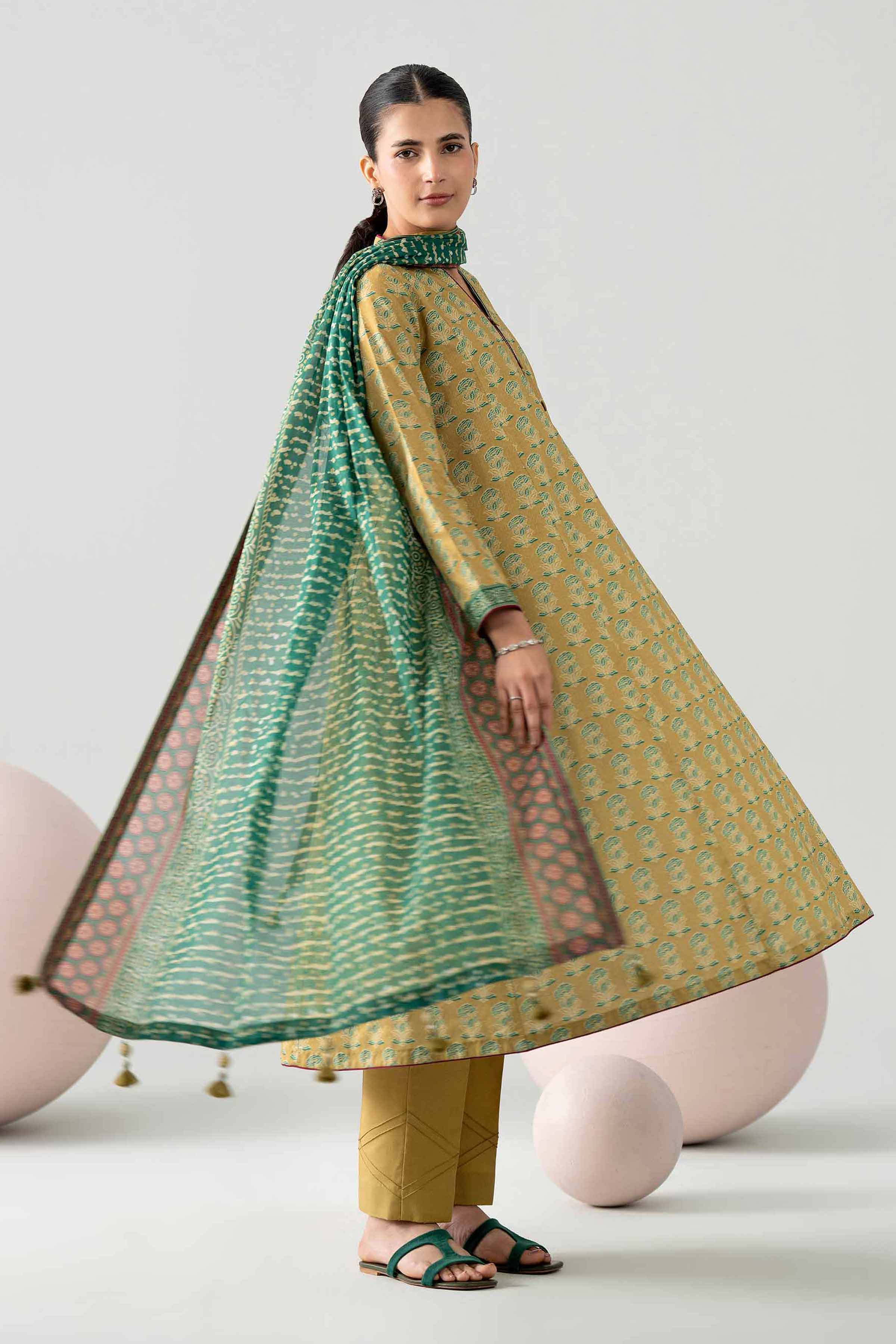 3 Piece - Printed Loose Fabric - 42602575 for Women - Freedom To Buy Collection | Nishat | Shop Online