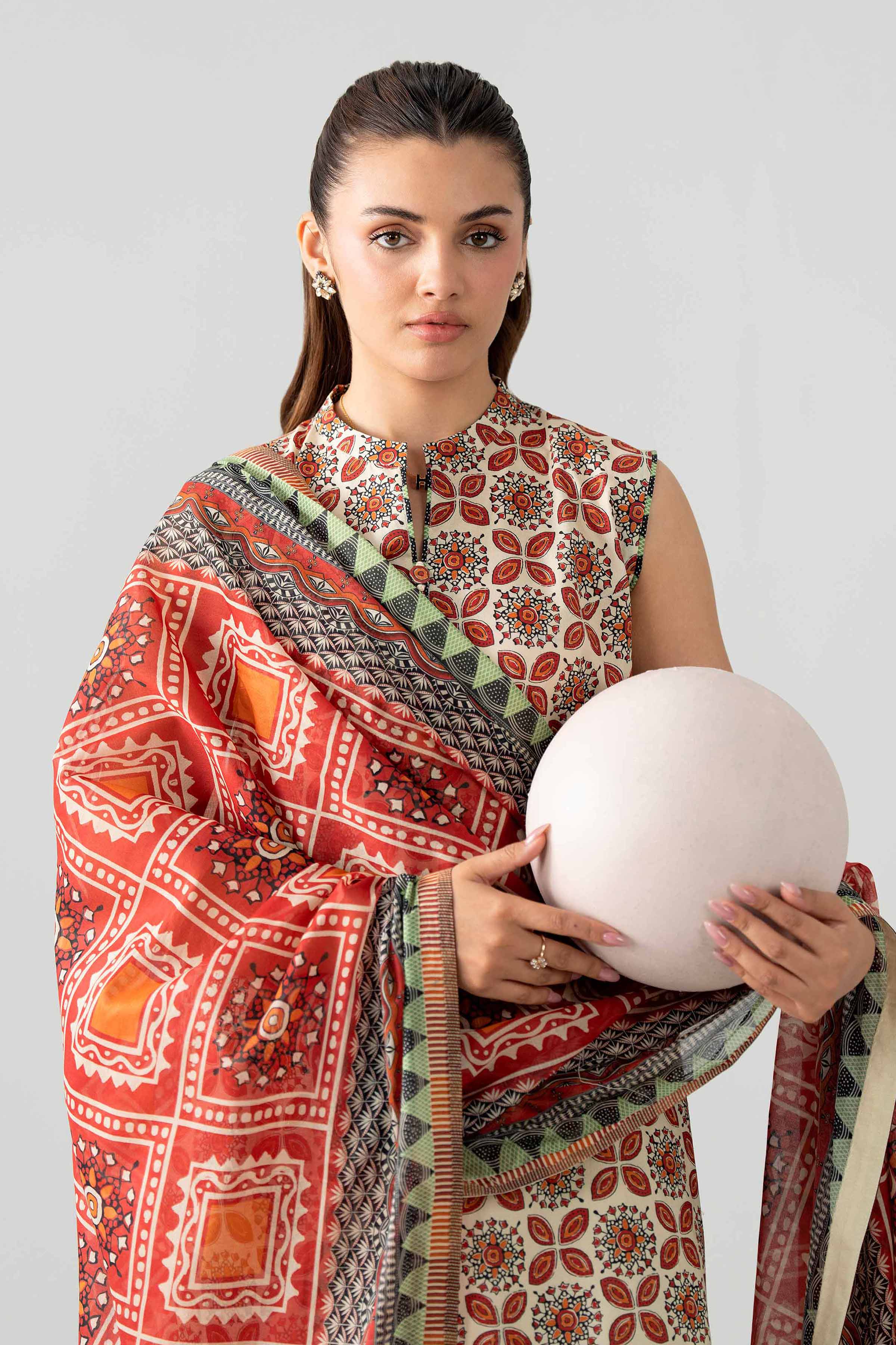 3 Piece - Printed Loose Fabric - 42602576 for Women - Freedom To Buy Collection | Nishat | Shop Online