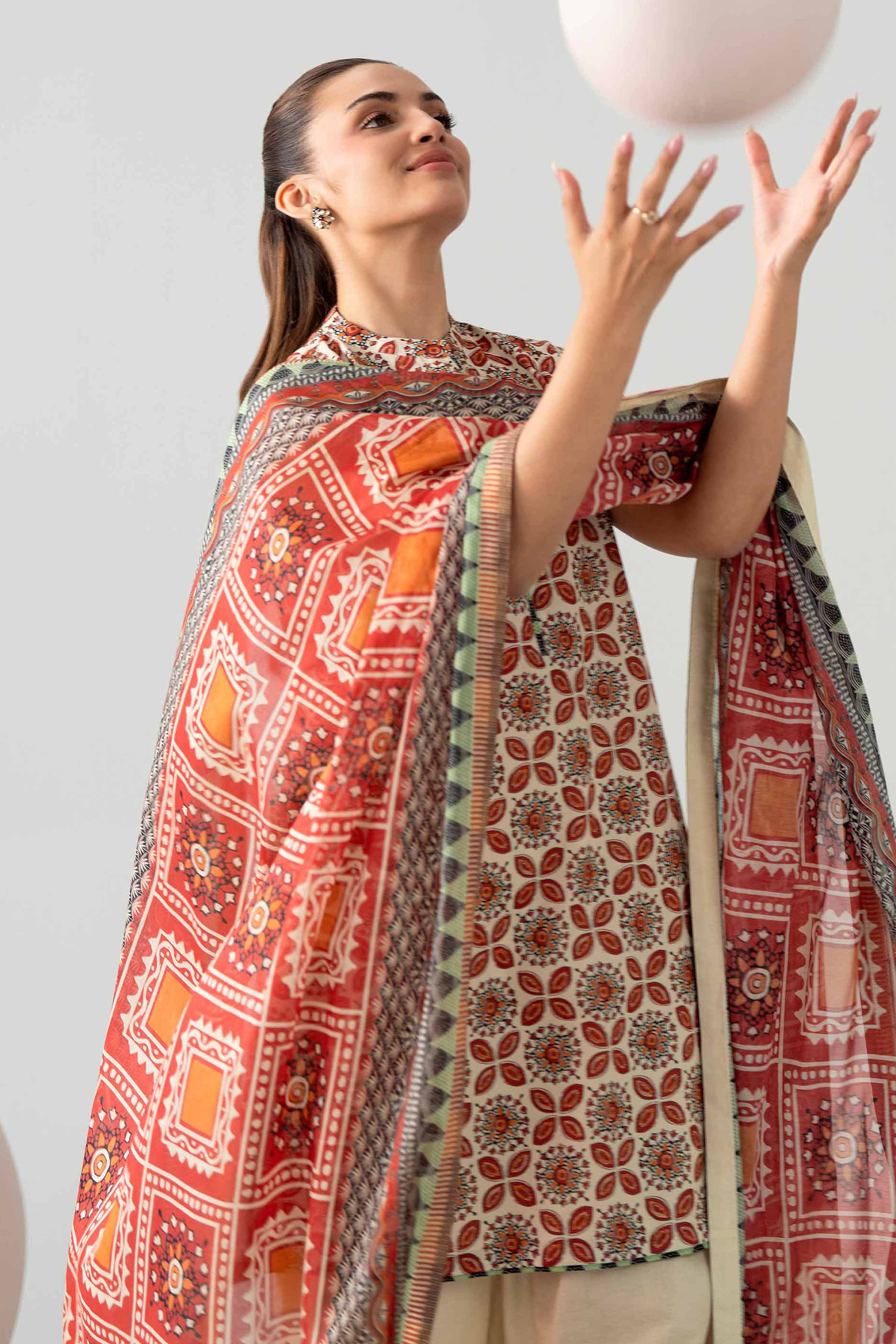 3 Piece - Printed Loose Fabric - 42602576 for Women - Freedom To Buy Collection | Nishat | Shop Online