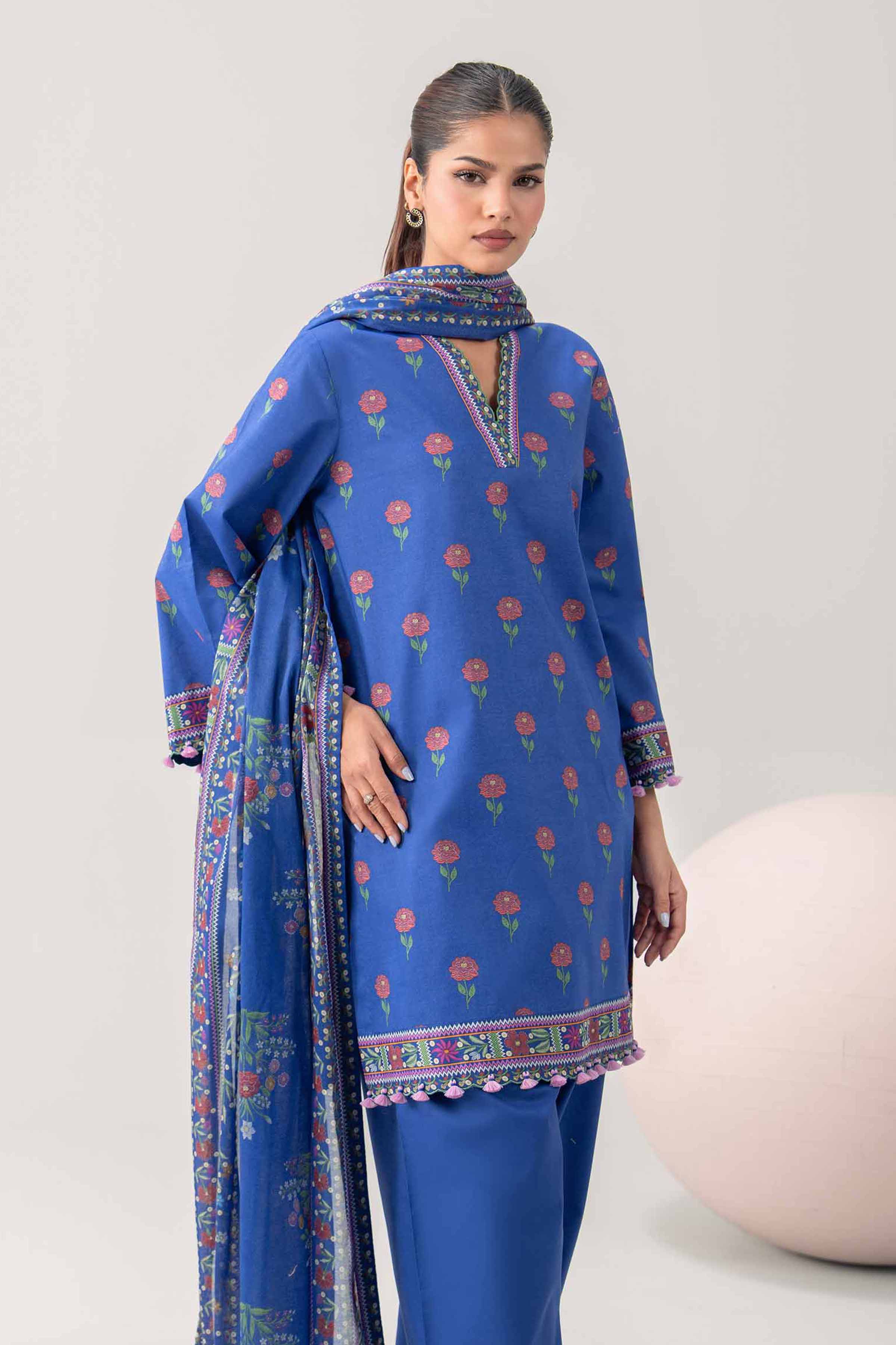 3 Piece - Printed Loose Fabric - 42602582 for Women - Freedom To Buy Collection | Nishat | Shop Online