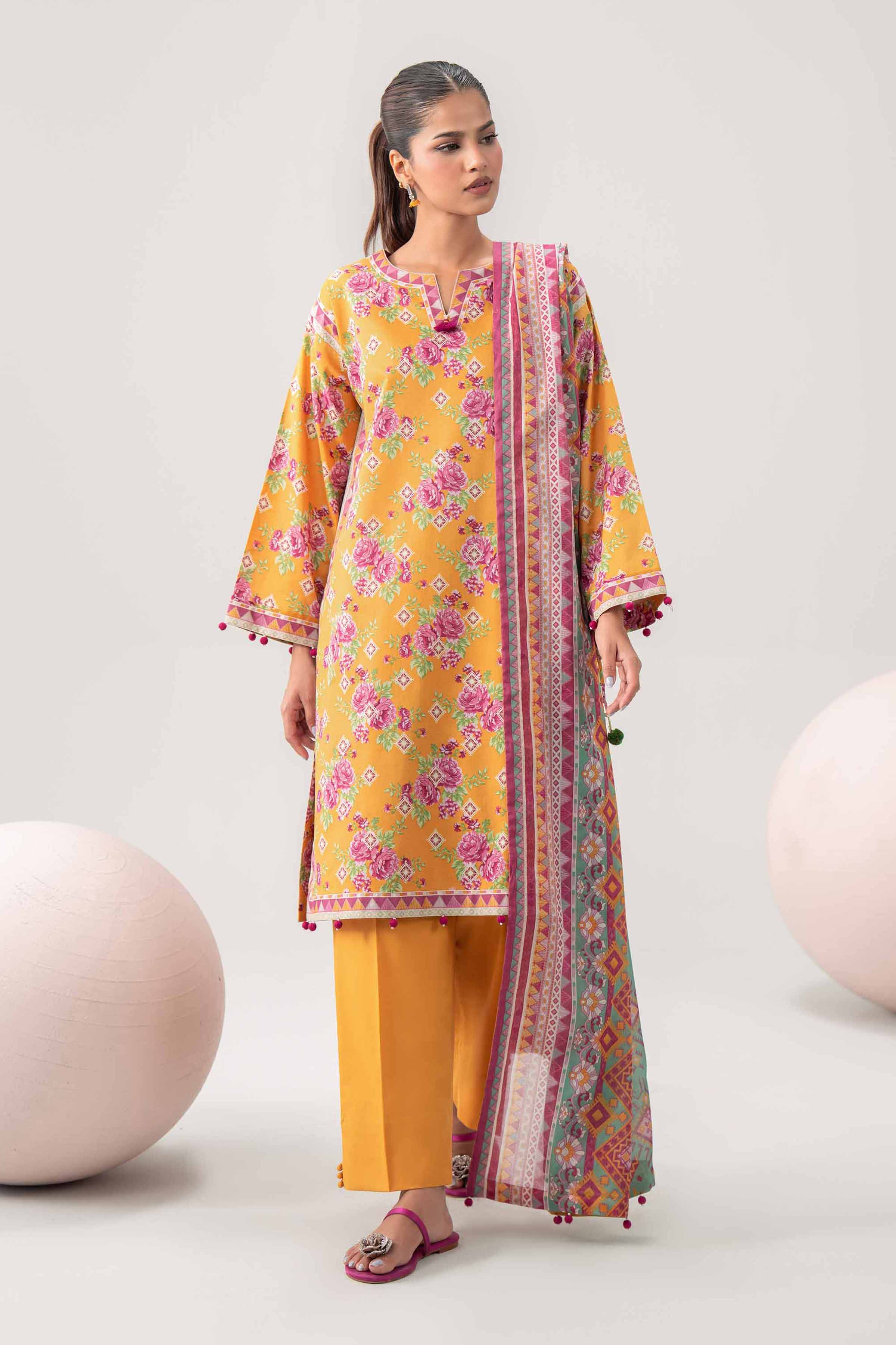 3 Piece - Printed Loose Fabric - 42602588 for Women - Freedom To Buy Collection | Nishat | Shop Online