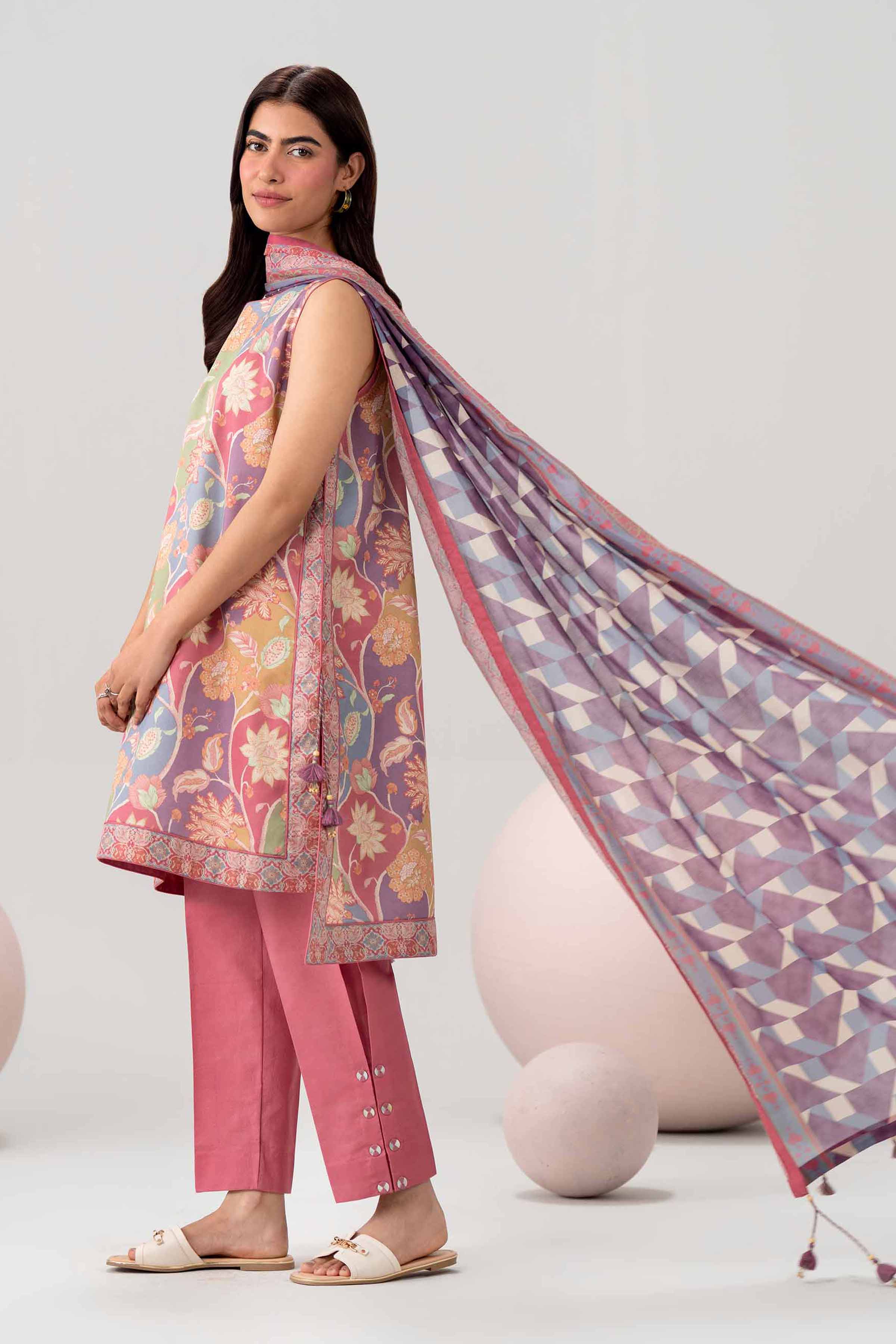 3 Piece - Printed Loose Fabric - 42602592 for Women - Freedom To Buy Collection | Nishat | Shop Online