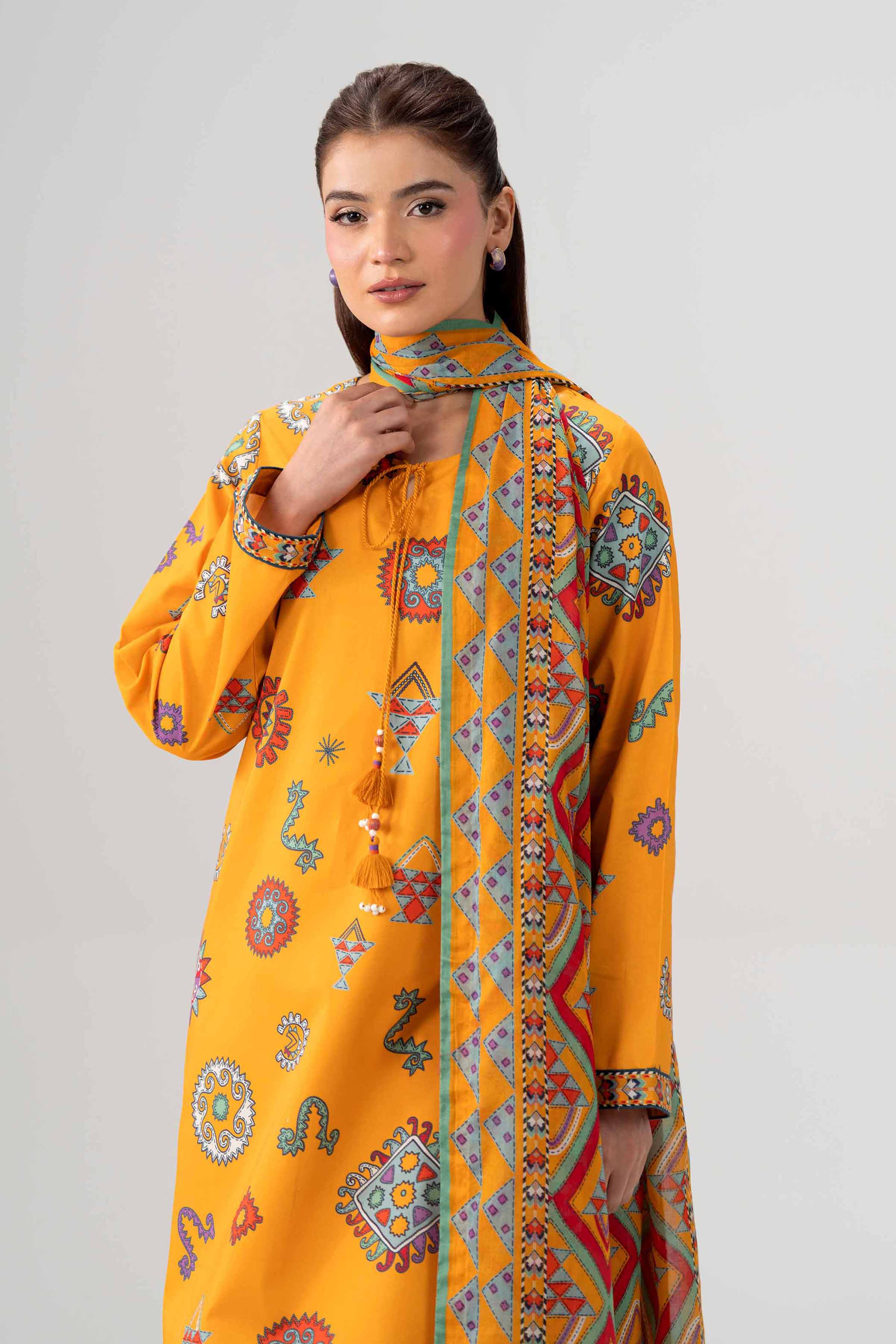 3 Piece - Printed Loose Fabric - 42602594 for Women - Freedom To Buy Collection | Nishat | Shop Online