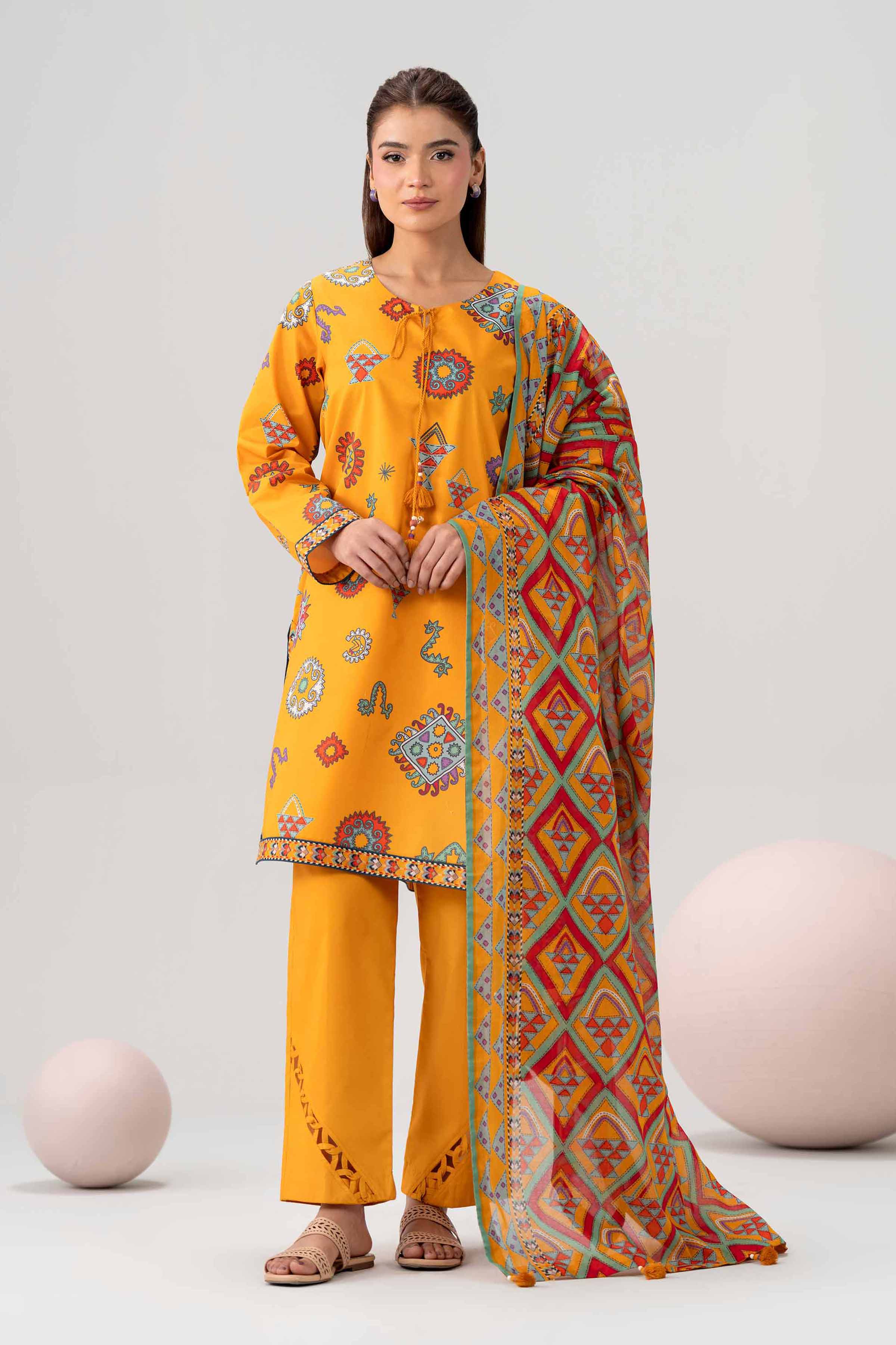 3 Piece - Printed Loose Fabric - 42602594 for Women - Freedom To Buy Collection | Nishat | Shop Online