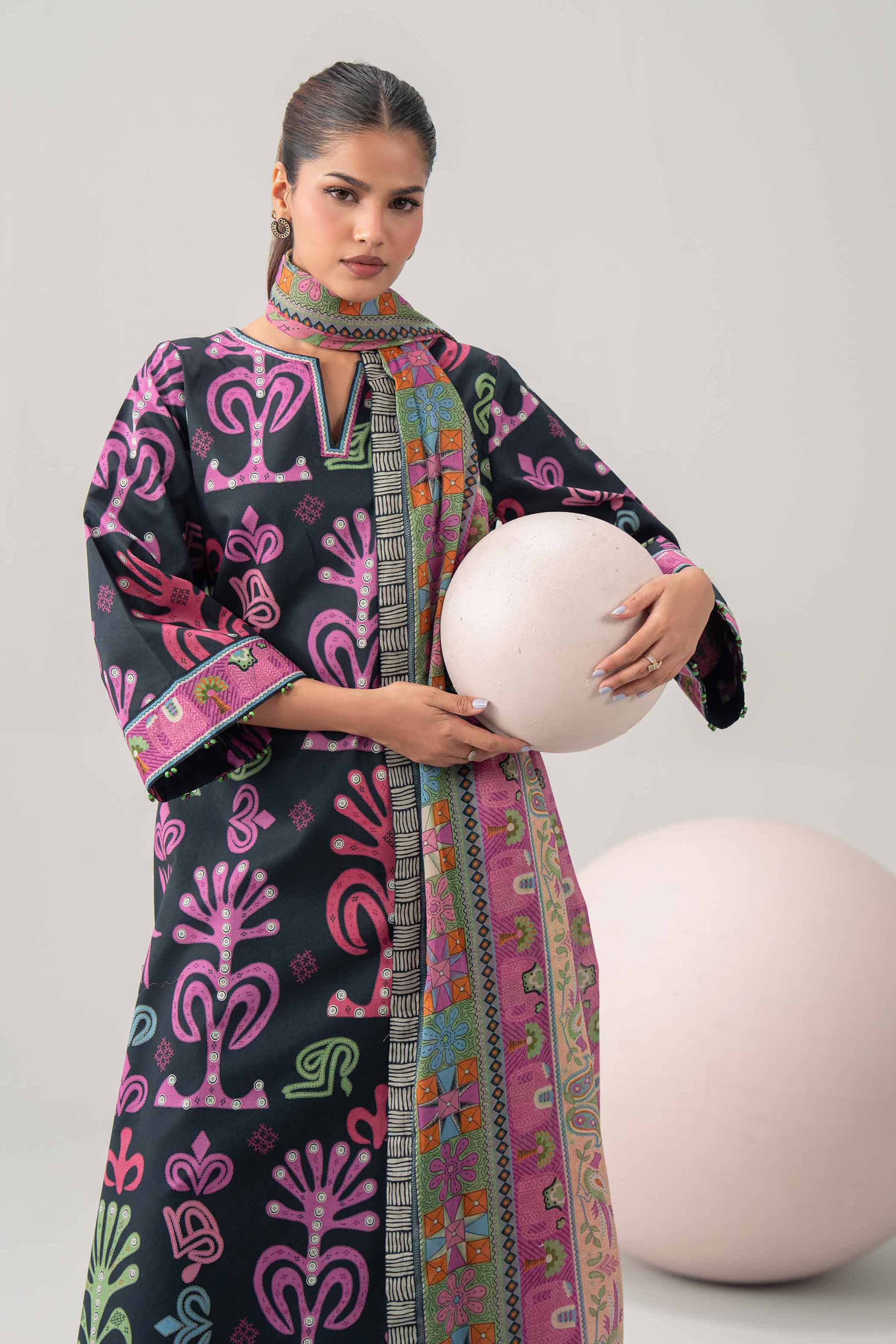 3 Piece - Printed Loose Fabric - 42602596 for Women - Freedom To Buy Collection | Nishat | Shop Online