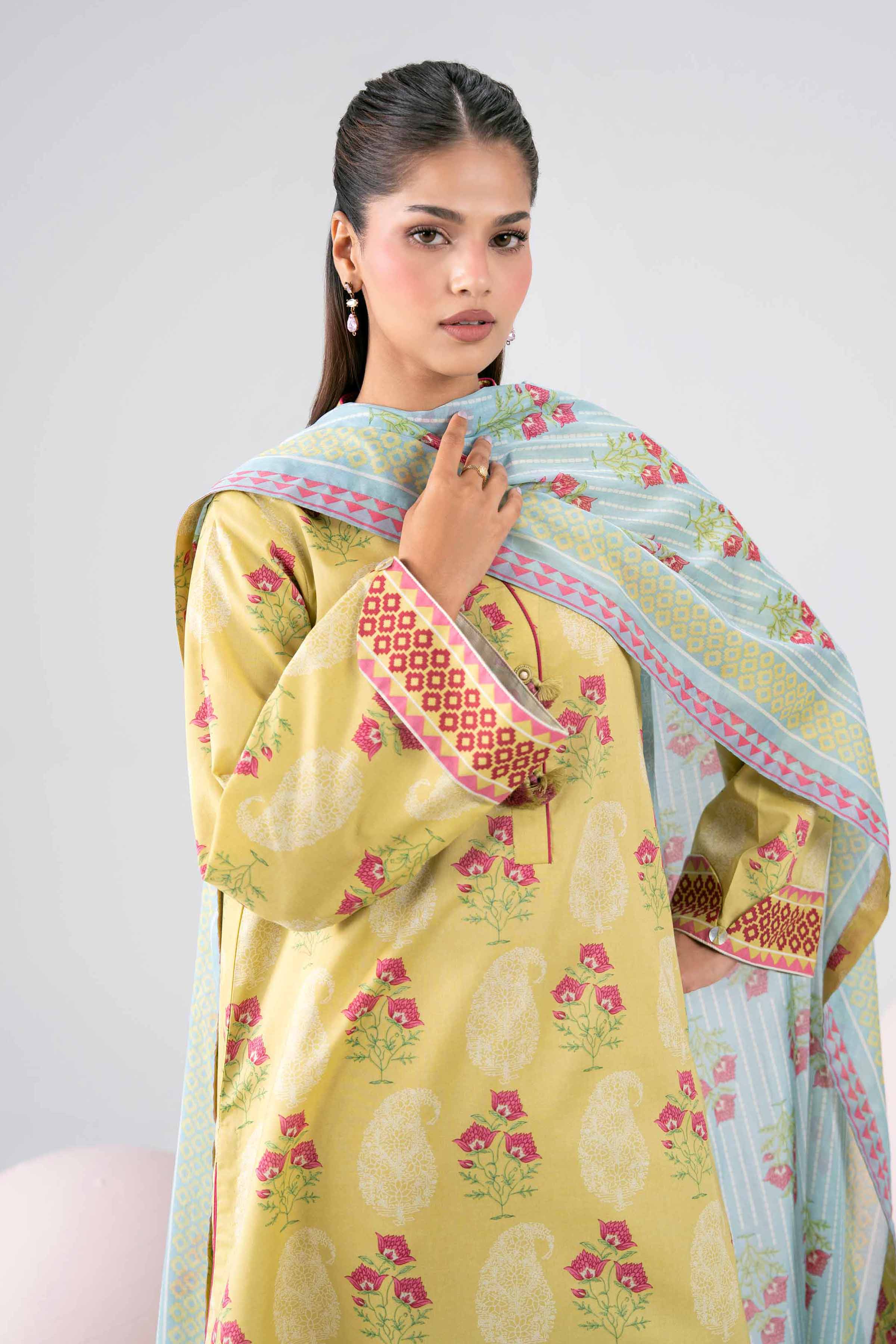 3 Piece - Printed Loose Fabric - 42602676 for Women - Freedom To Buy Collection | Nishat | Shop Online