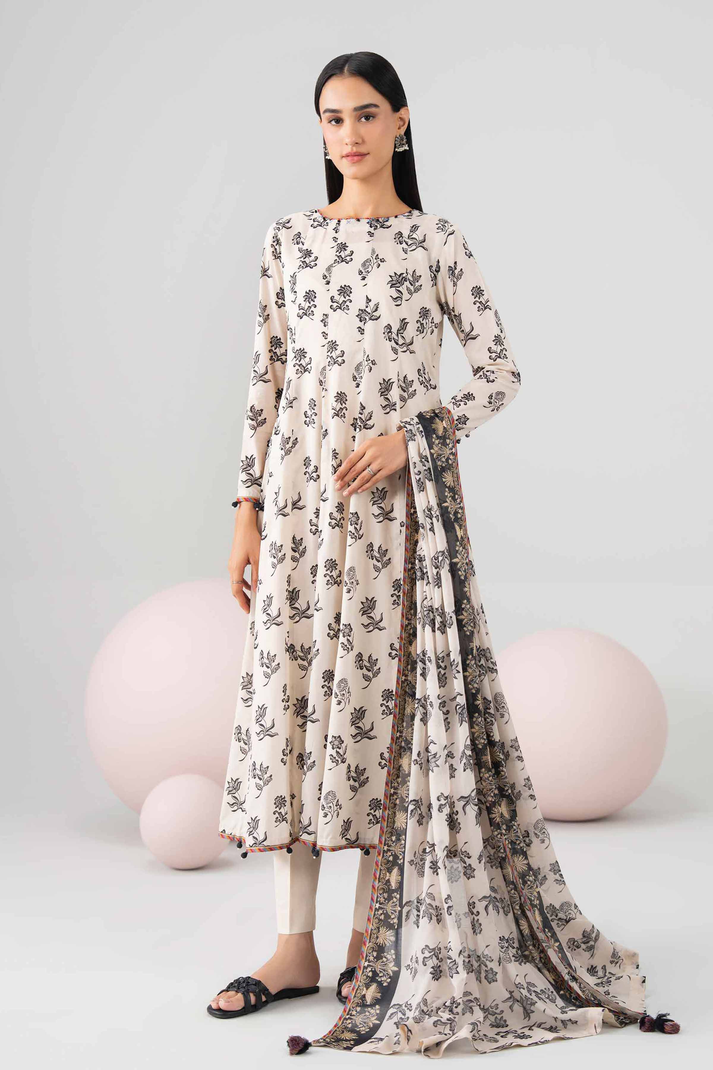 3 Piece - Printed Loose Fabric - 42602681 for Women - Freedom To Buy Collection | Nishat | Shop Online