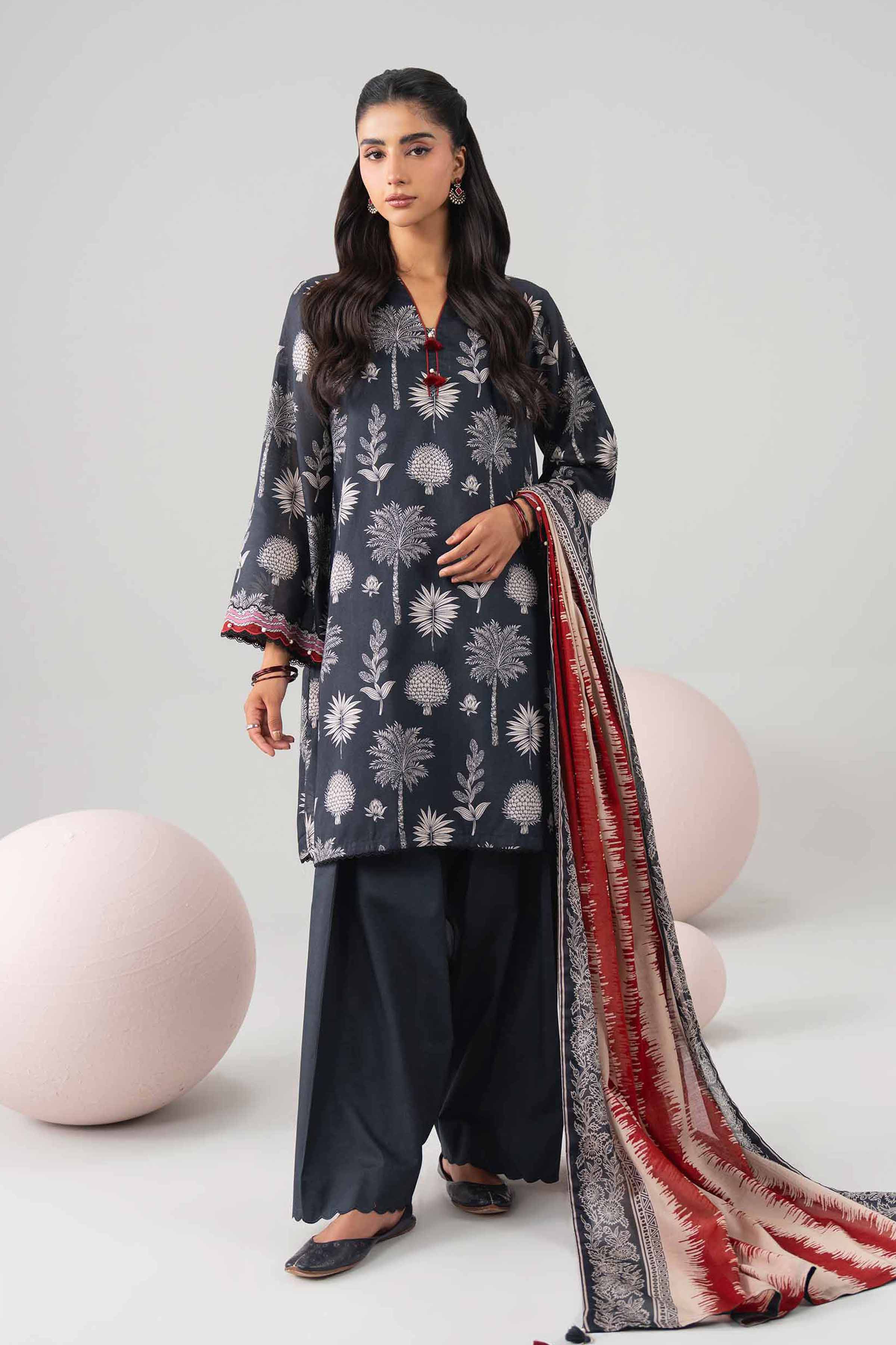 3 Piece - Printed Loose Fabric - 42602688 for Women - Freedom To Buy Collection | Nishat | Shop Online